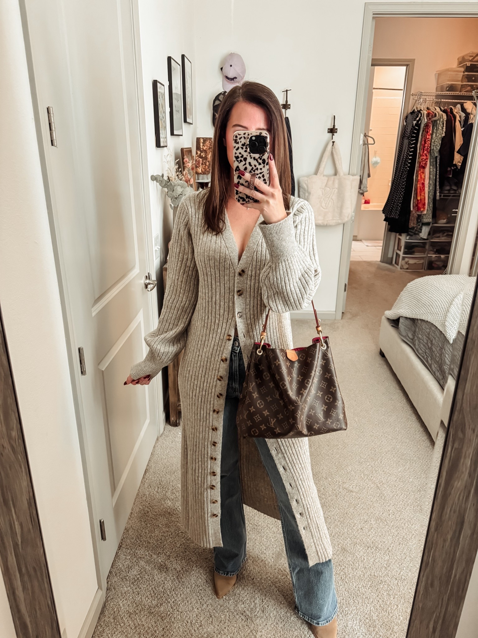 Long cardigan // denim // Louis Vuitton // boots // boot cut jeans // Abercrombie // Amazon // under $100 // fall outfit 

#LTKFindsUnder100 #LTKItBag #LTKStyleTip