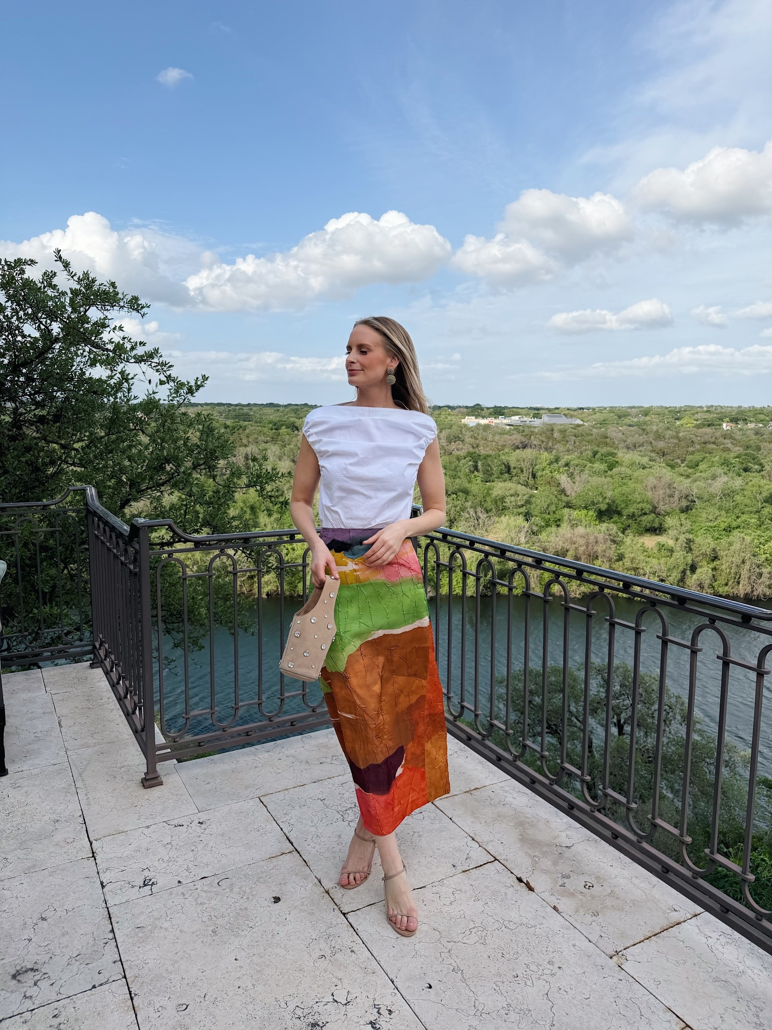 Tonight’s look! Earrings are old, but everything else is linked. 

#LTKootd