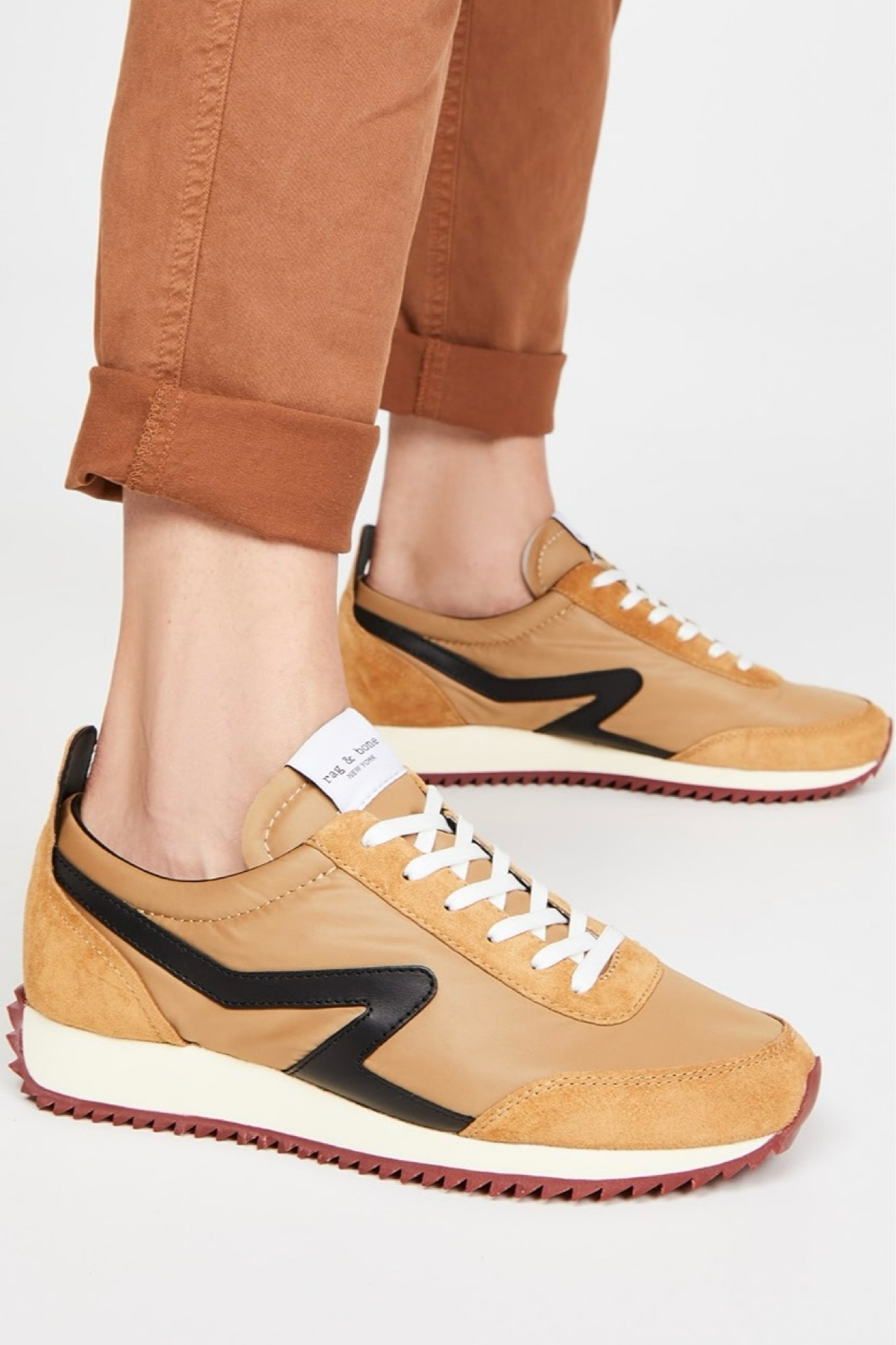 Brown sneakers for fall! These will be everywhere this fall!

#LTKSeasonal #LTKShoeCrush #LTKStyleTip