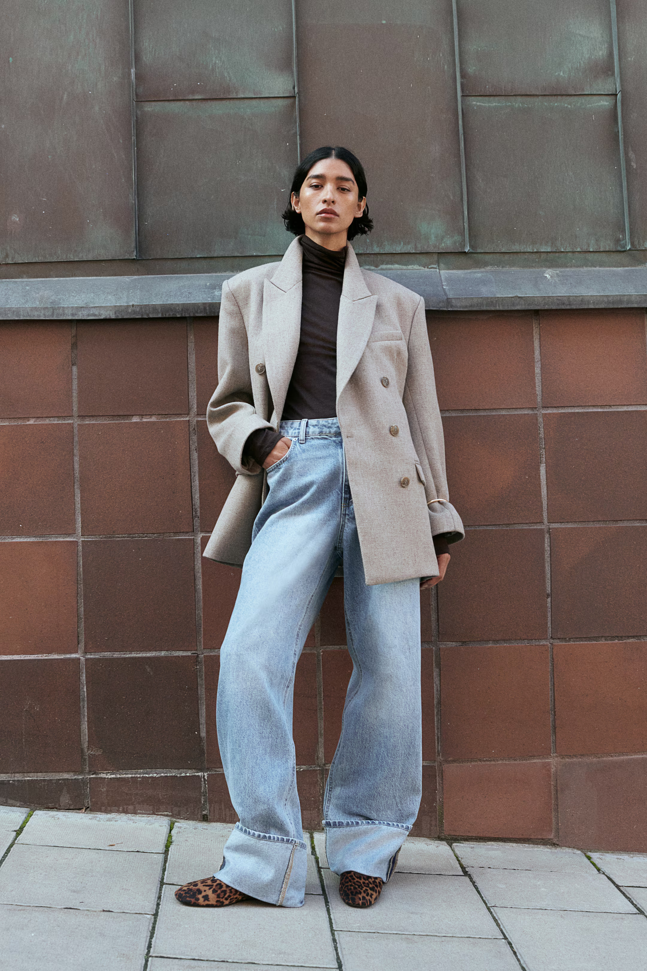 Straight turn-up jeans | H&M (UK, MY, IN, SG, PH, TW, HK)