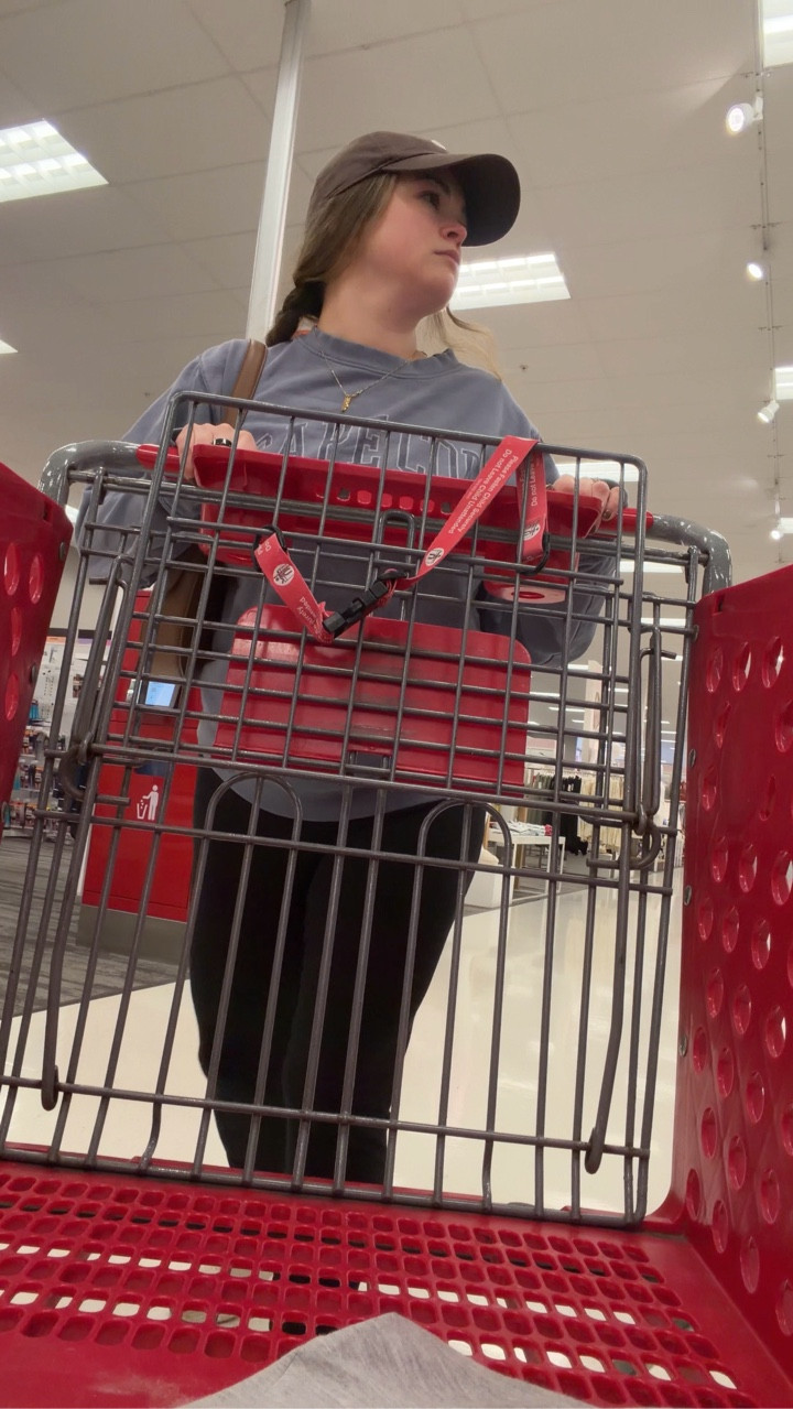 I always love seeing these videos so let me show you what I bought at @target

everything is linked in my LTK in my bio or comment LINK!

#ugc #ugccreator #contentcreator #targethaul