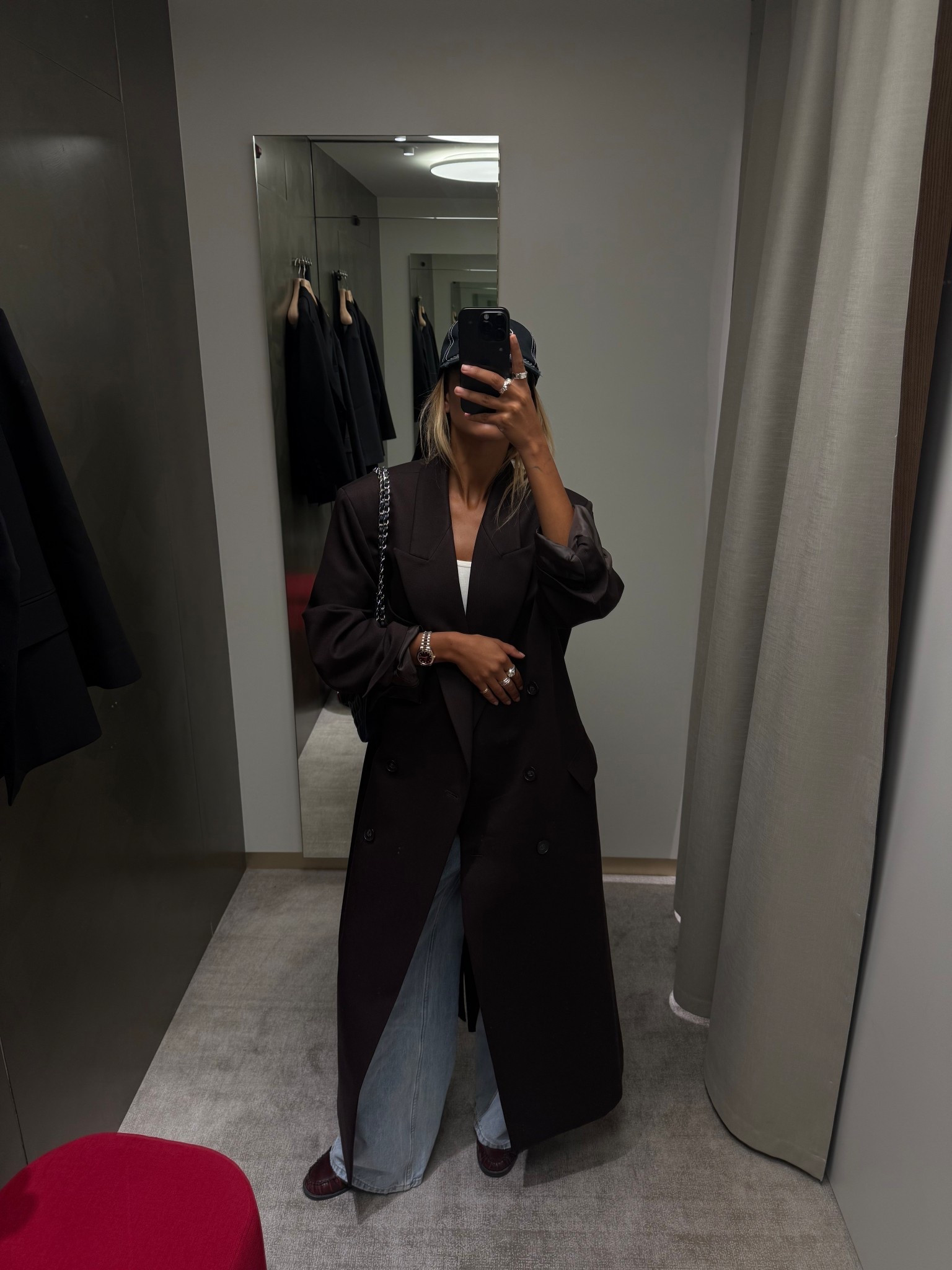COAT SEASOOOONNNN IS BACK

#LTKSeasonal #LTKNYFW #LTKStyleTip