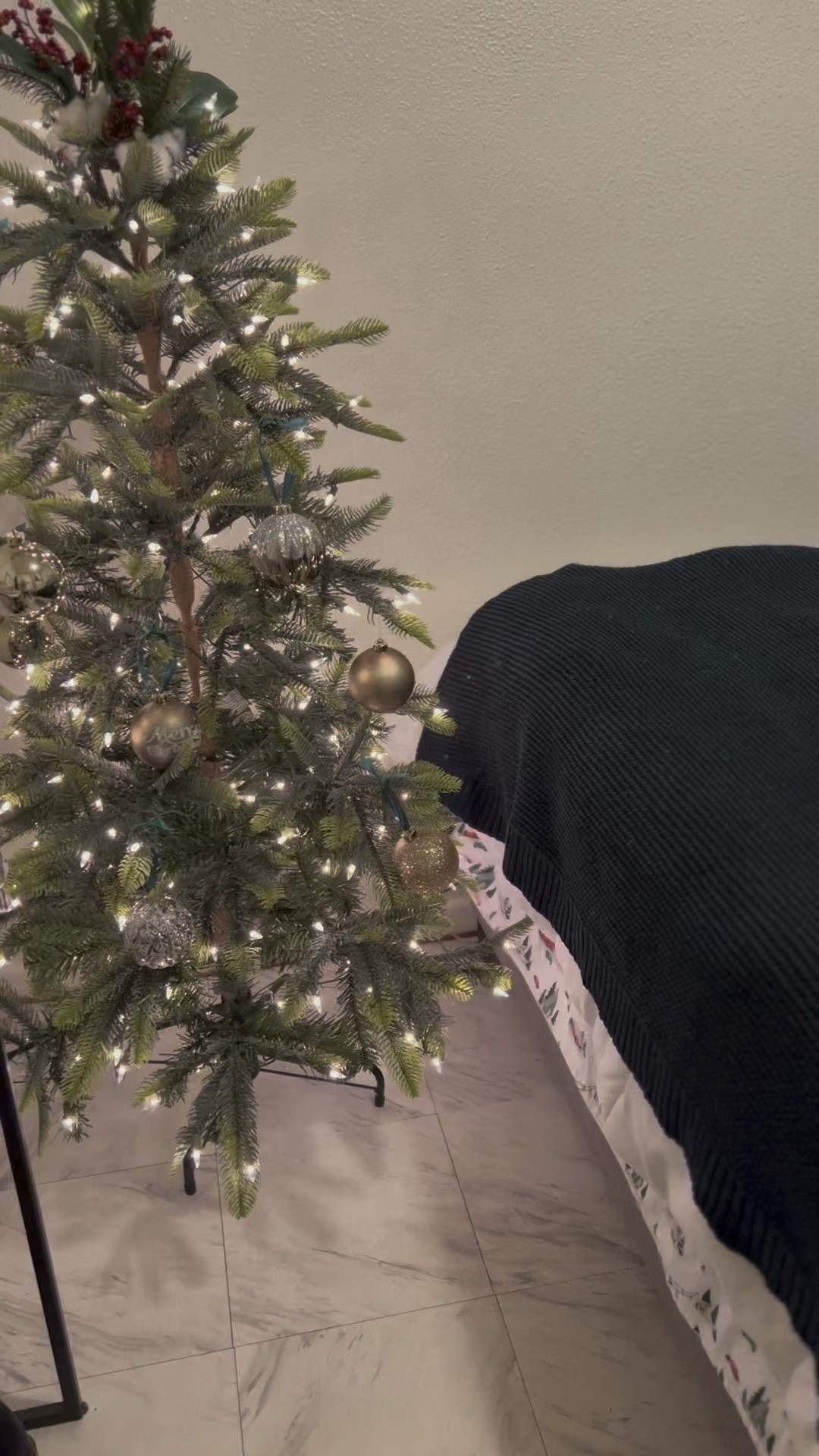 Christmas room 


#LTKHoftGuide #LTKfinddunder50 #homegoods #target #homedecor #christmasdecor #holiday #seasonal #seasonaldecor #target #targetdecor #targetfinds 

#LTKSeasonal #LTKHoliday #LTKfindsunder100