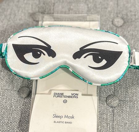 Another Mother’s Day gift idea. This Geranium Leaf Green Sleep Eye Mask - DVF for Target. Love love mine! #DianeVonFurstenberg #fashion #SleepMask #Relaxation #MothersDay 
