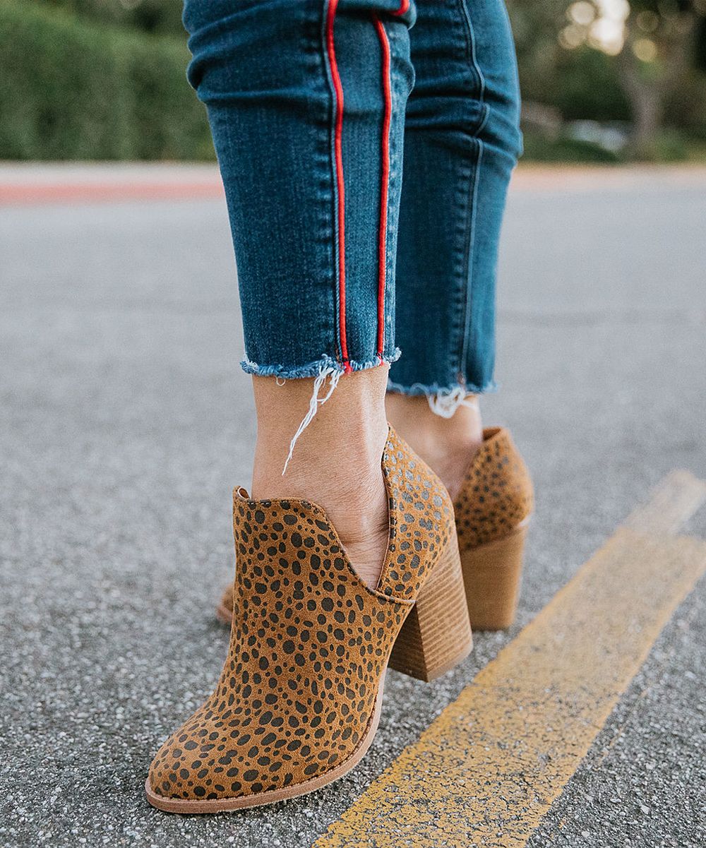 Mata Shoes Women's Casual boots CHEETAH - Brown Cheetah Valentina Bootie - Women | Zulily
