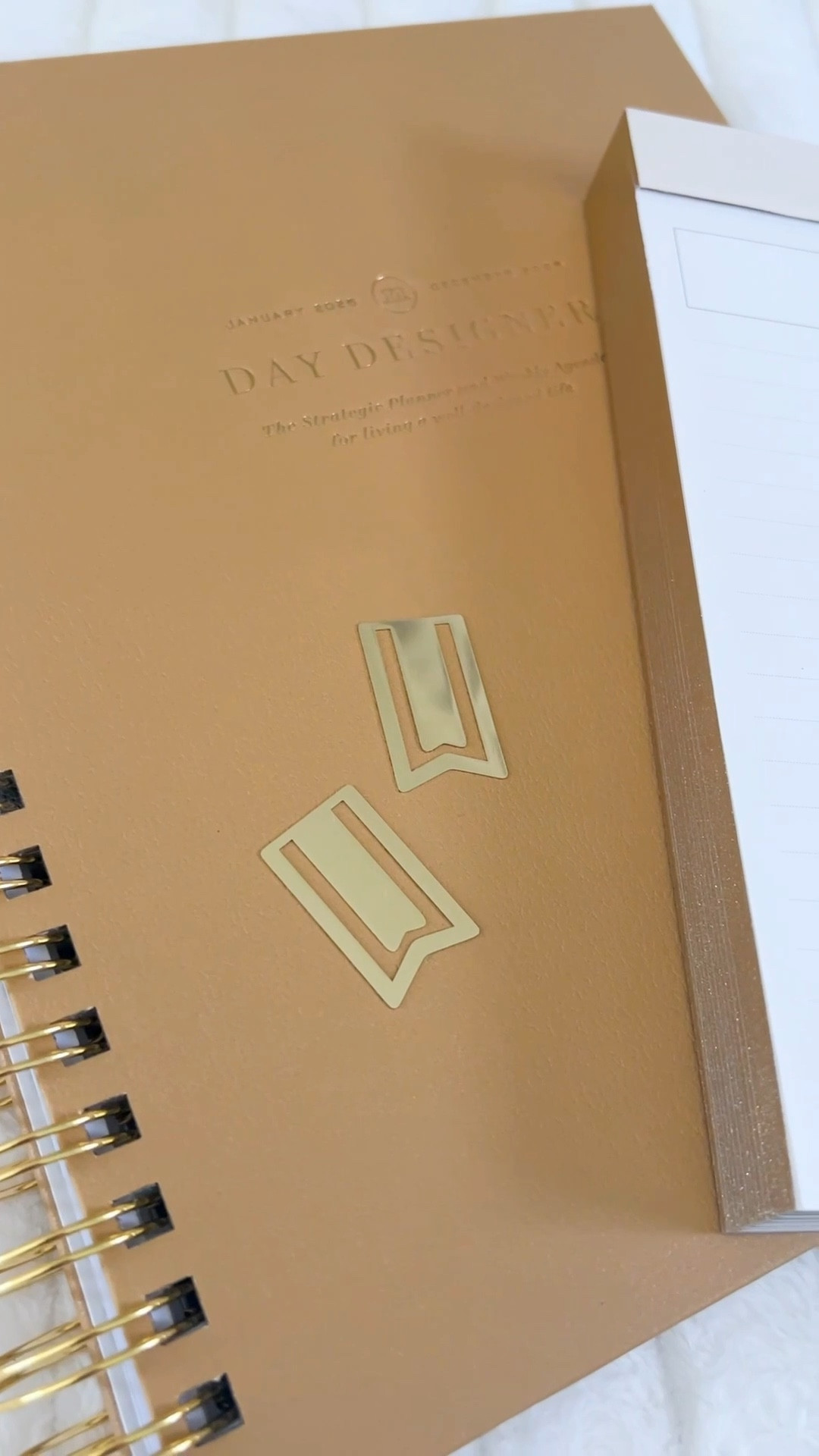 GIFTS FOR HER GIFT GUIDE 
My favorite gift on the list!? The Day Designer 2026 Planner - it comes so well packaged and is such a luxurious, practical gift! 
My code LETTERED15 gets you 15% off! 

Looking for gift ideas she’ll actually love? This cozy and practical roundup includes my favorite luxurious finds — from buttery-soft pajamas and spa-worthy robes to timeless fragrances, plush slippers, and personalized travel accessories. Each piece feels indulgent yet totally useful — perfect for moms, sisters, best friends, or even your own wish list.
✨ Tap to shop these curated favorites that bring warmth, comfort, and a touch of everyday luxury.
🔍 Keywords (for LTK / Pinterest SEO):
cozy gift ideas for her, luxurious gifts for women, practical holiday gifts, gift guide for moms, cozy home essentials, loungewear gift ideas, self care gifts for her, spa robe gift, barefoot dreams blanket, santal 26 candle, cozy pajamas for women, travel accessories for her, personalized gifts for women, winter gift ideas, amazon cozy gifts, ltk holiday gift guide, neutral aesthetic gifts, lettered farmhouse finds, luxe yet practical gifts, comfort and style gift ideas

Follow my LTK @LetteredFarmhouse on the @shop.LTK app to view this post and get my exclusive app-only content!

#liketkit 
@shop.ltk
https://liketk.it/5shlB#LTKItBag 

Follow my LTK @LetteredFarmhouse on the @shop.LTK app to view this post and get my exclusive app-only content!

#liketkit #LTKHoliday #LTKGiftGuide #LTKFindsUnder100 #LTKGiftGuide #LTKSaleAlert
@shop.ltk
https://liketk.it/5tlXr

#LTKGiftGuide #LTKHome #LTKHoliday