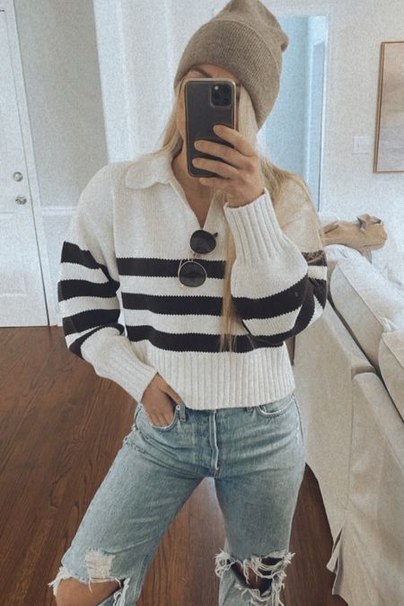 Stripe sweater small 
Fall outfit 

#LTKfindsunder100 #LTKSeasonal