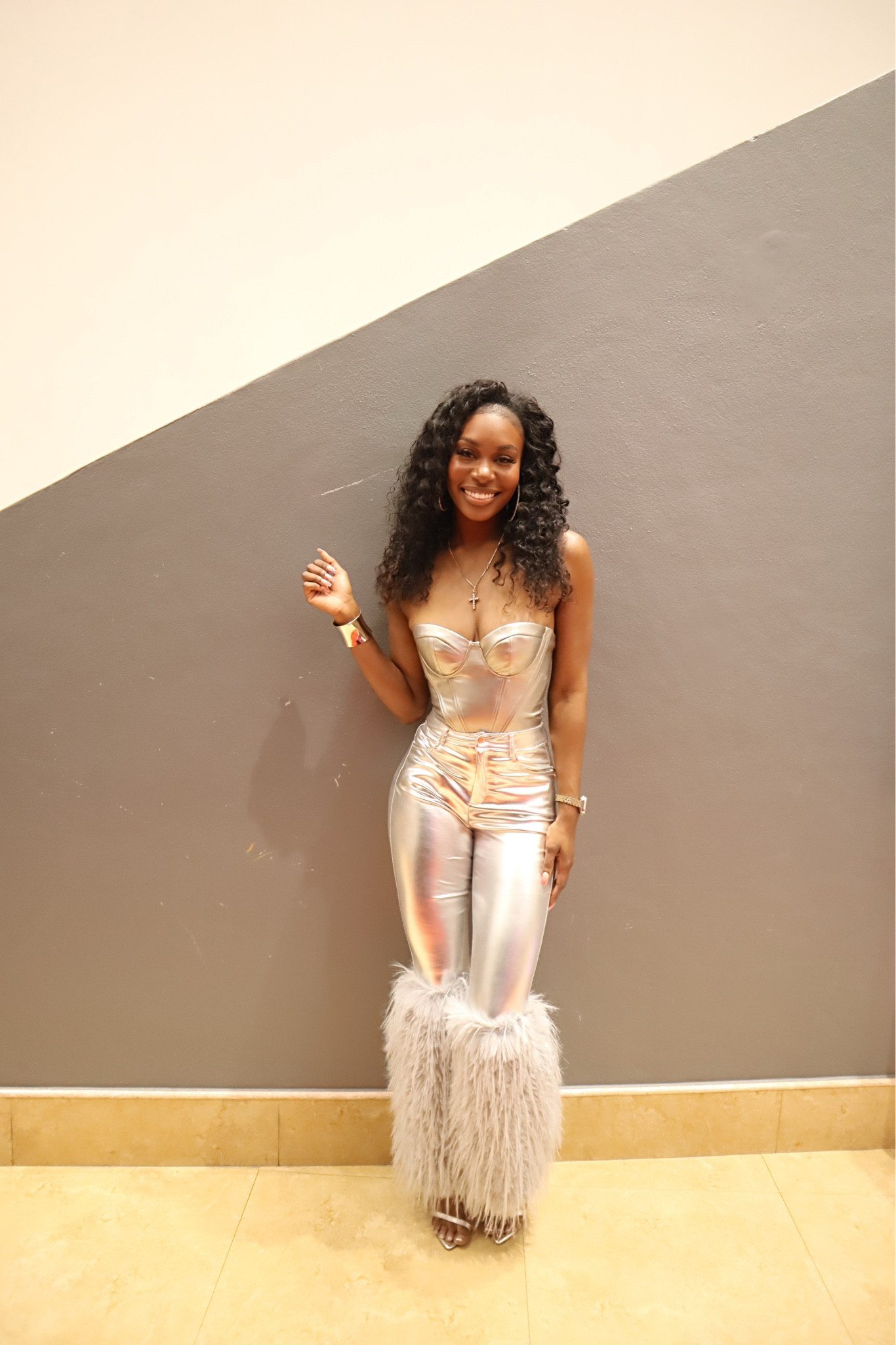 Playas Ball Party fit 🪩  #ootn #fur #metallic 

#LTKFindsUnder50 #LTKSeasonal #LTKFindsUnder100
