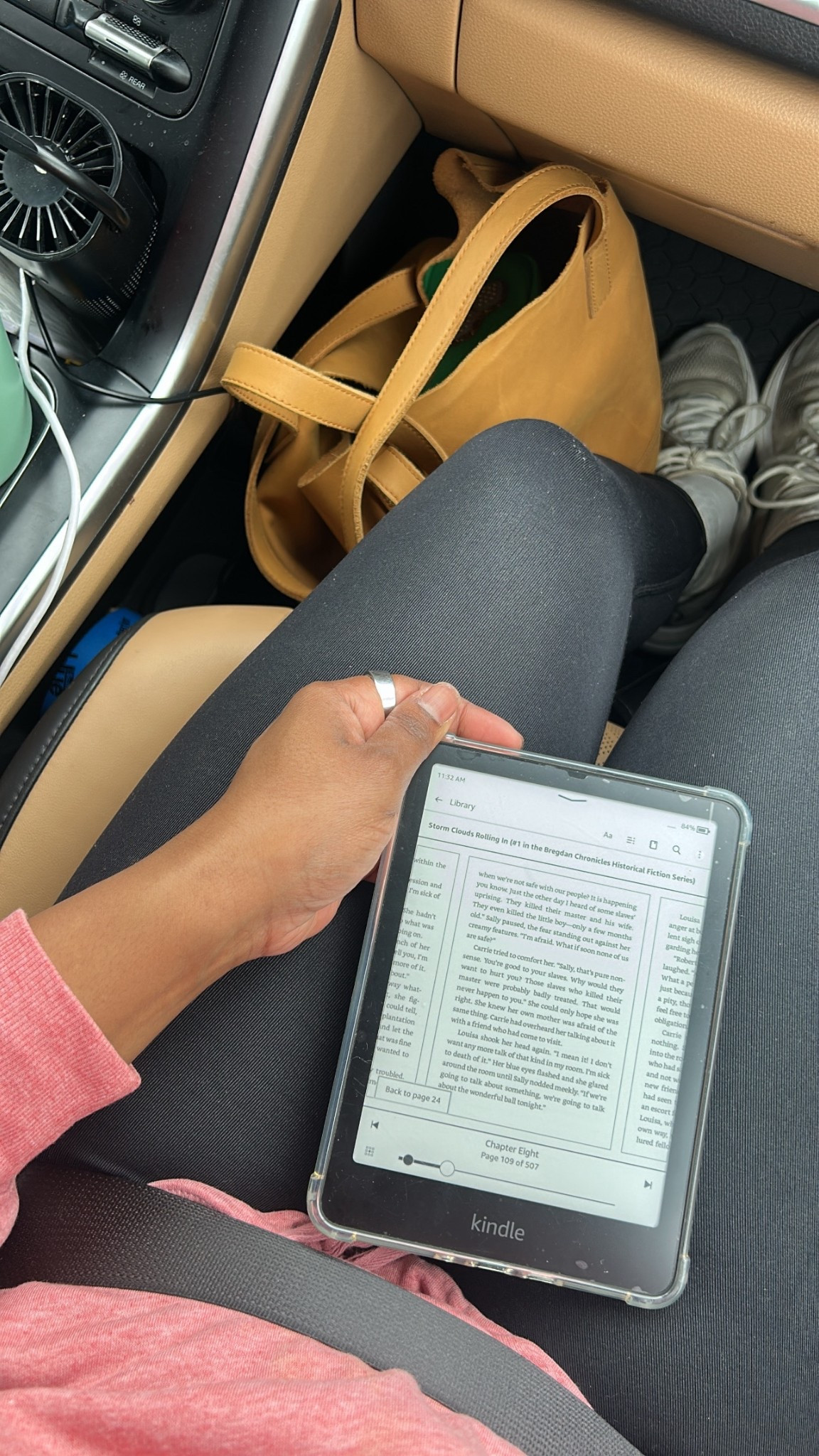 We’re taking a little road trip, and when we do, I always strive to find the comfiest outfits to travel in.

I scored these leggings at a clothes swap with my friends last week, and I feel like I struck gold!

I’ve got a new book downloaded I’ve been sucked into, and swapped out my bag for my preferred travel purse! 

#LTKootd #LTKActive #LTKTravel