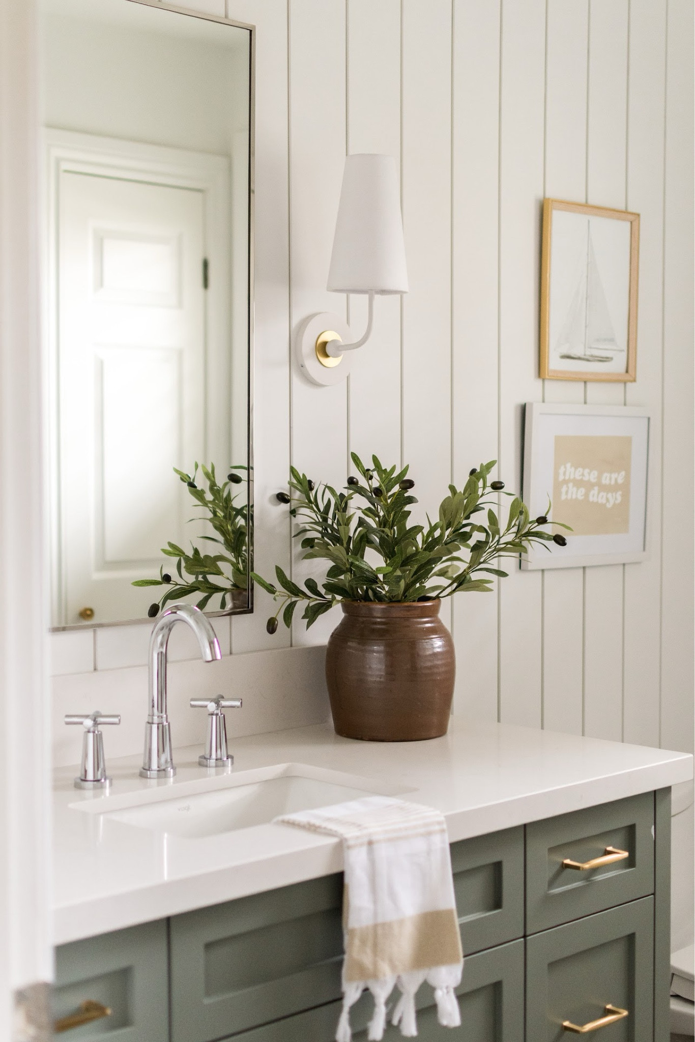 Bathroom design, bathroom ideas, bathroom lighting, sconces, McGee and co, bathroom vanity 

#LTKhome