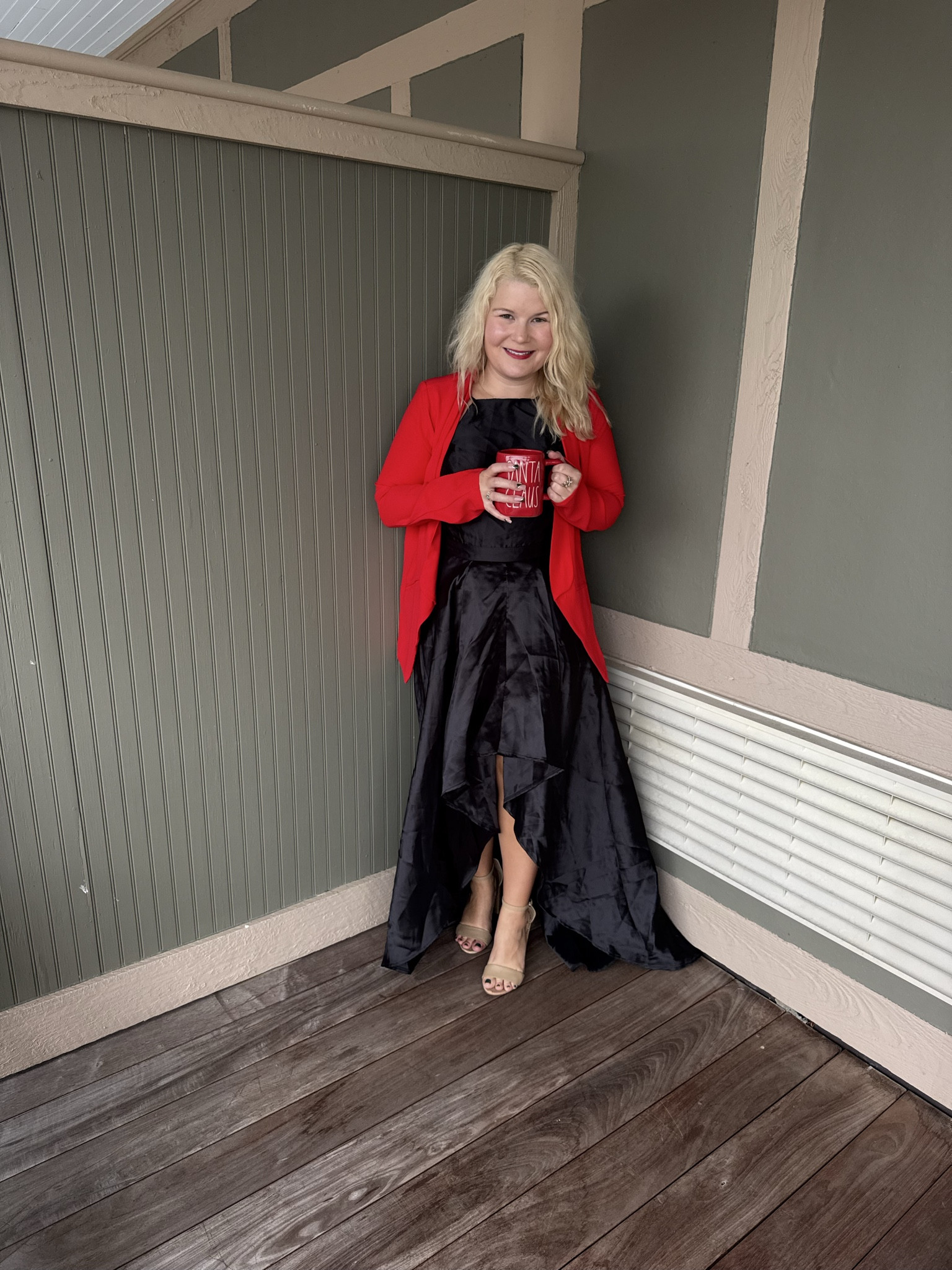 A splash of red and a great gown can make a New Year’s Eve statement. 

#LTKPetite #LTKParties #LTKHoliday