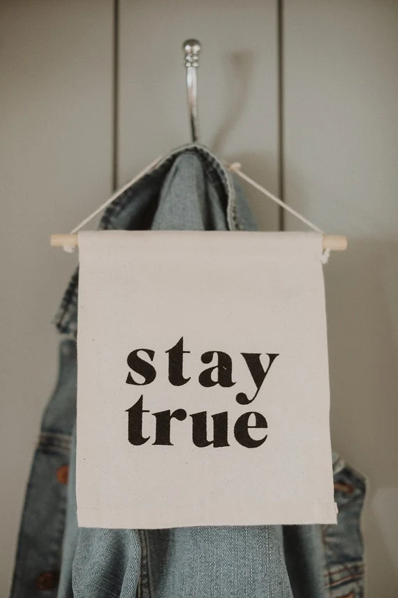 STAY TRUE x Banner x Kids Room Decor x Kids Banner x Modern Decor Sign x Kids Modern Decor x Boy ... | Etsy (US)