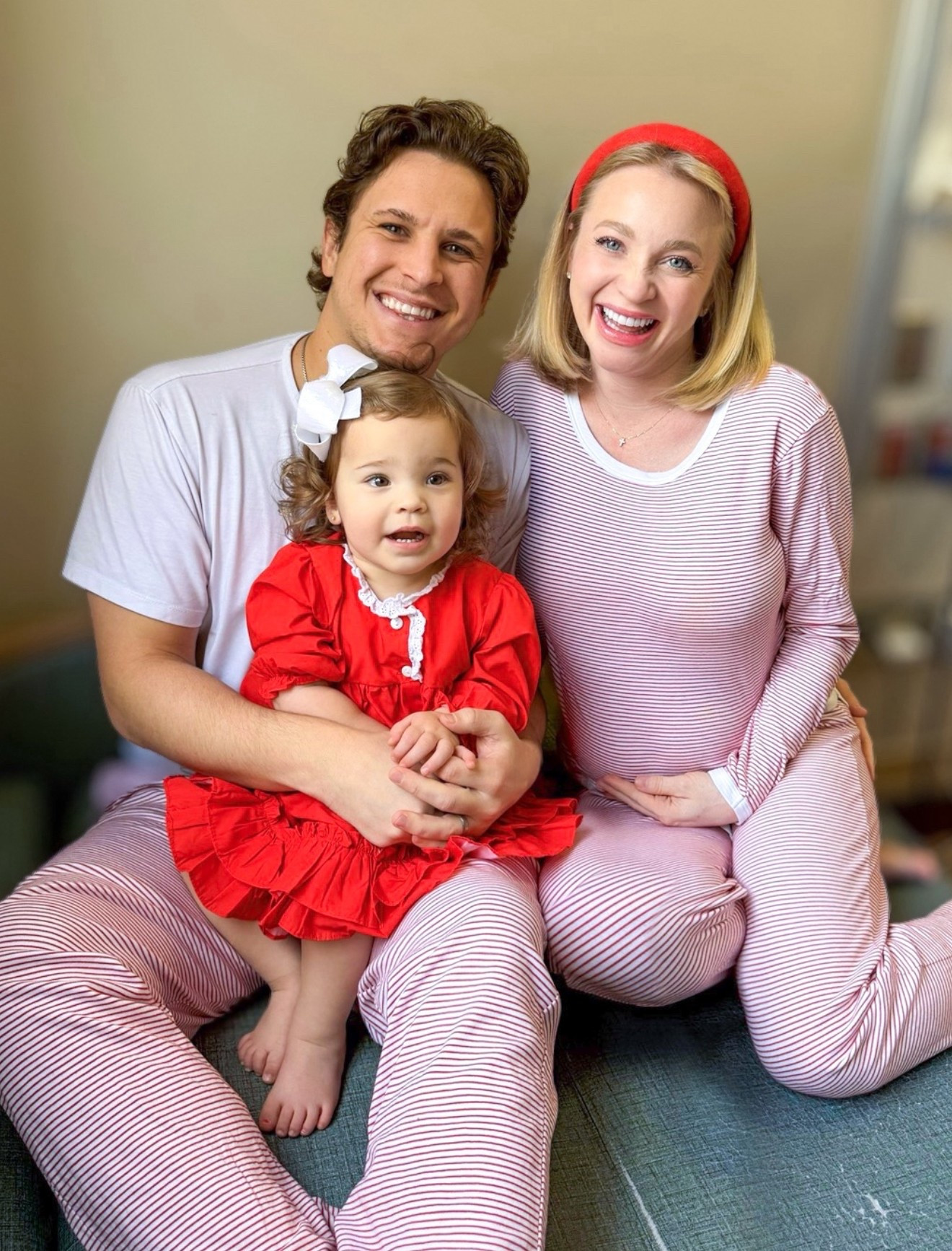 A family matching Christmas moment from Hadley’s Bungalow ❤️

#LTKMens #LTKHoliday