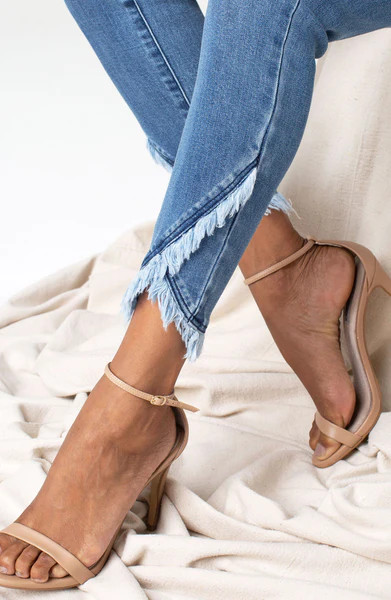ABBY CROP SKINNY FRONT SCALLOP HEM ECO-FRIENDLY | Liverpool Jeans
