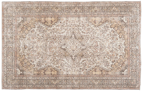 Enus
            
              Vintage Persian Style Rug | Revival Rugs 