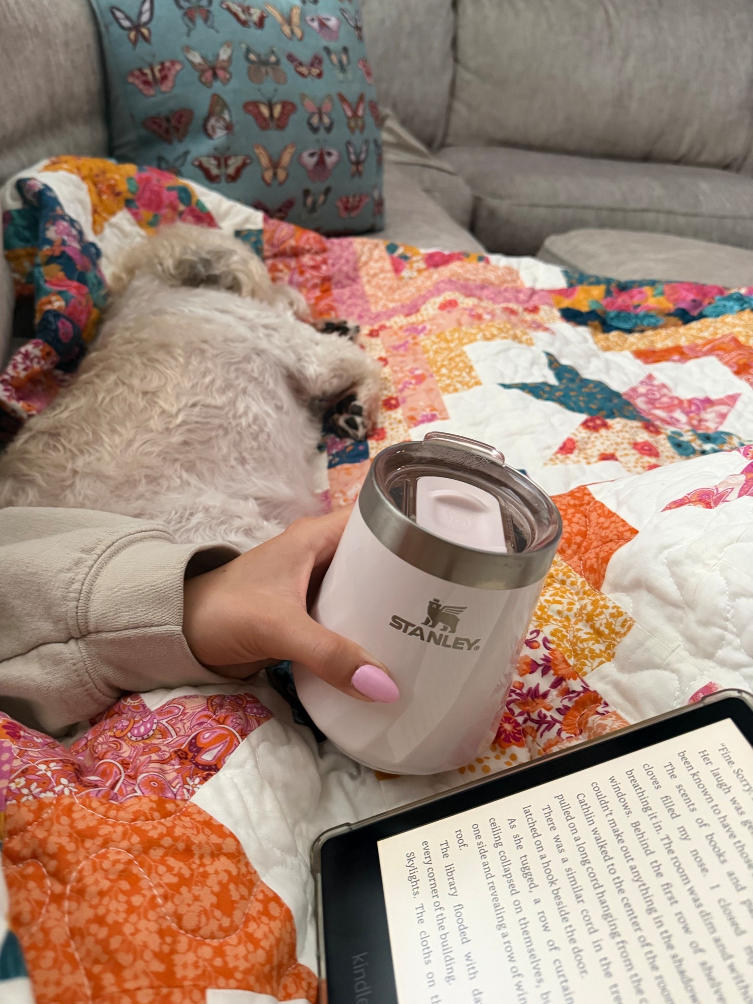 SNOWED-IN SUNDAY🩷❄️🧡📖

#LTKmorningroutine #LTKselfcare #LTKdayinmylife