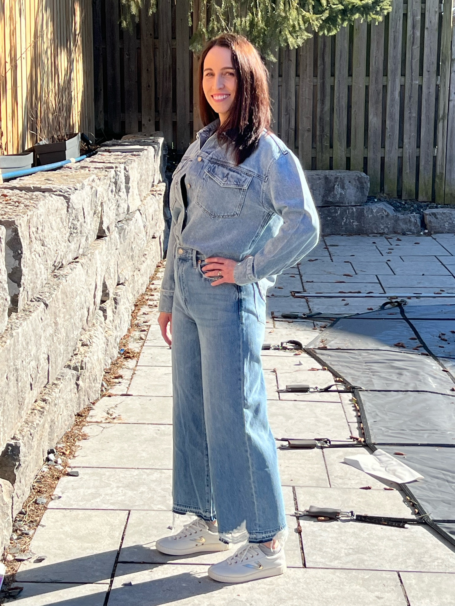 The softest denim jacket which can also be styled as a shirt!  Love these jeans too 😍 I’m wearing XS in the jacket and 28 in the jeans 👖 #LTKSeasonal #LTKMostLoved

#LTKcanada #LTKstyletip #LTKsummer