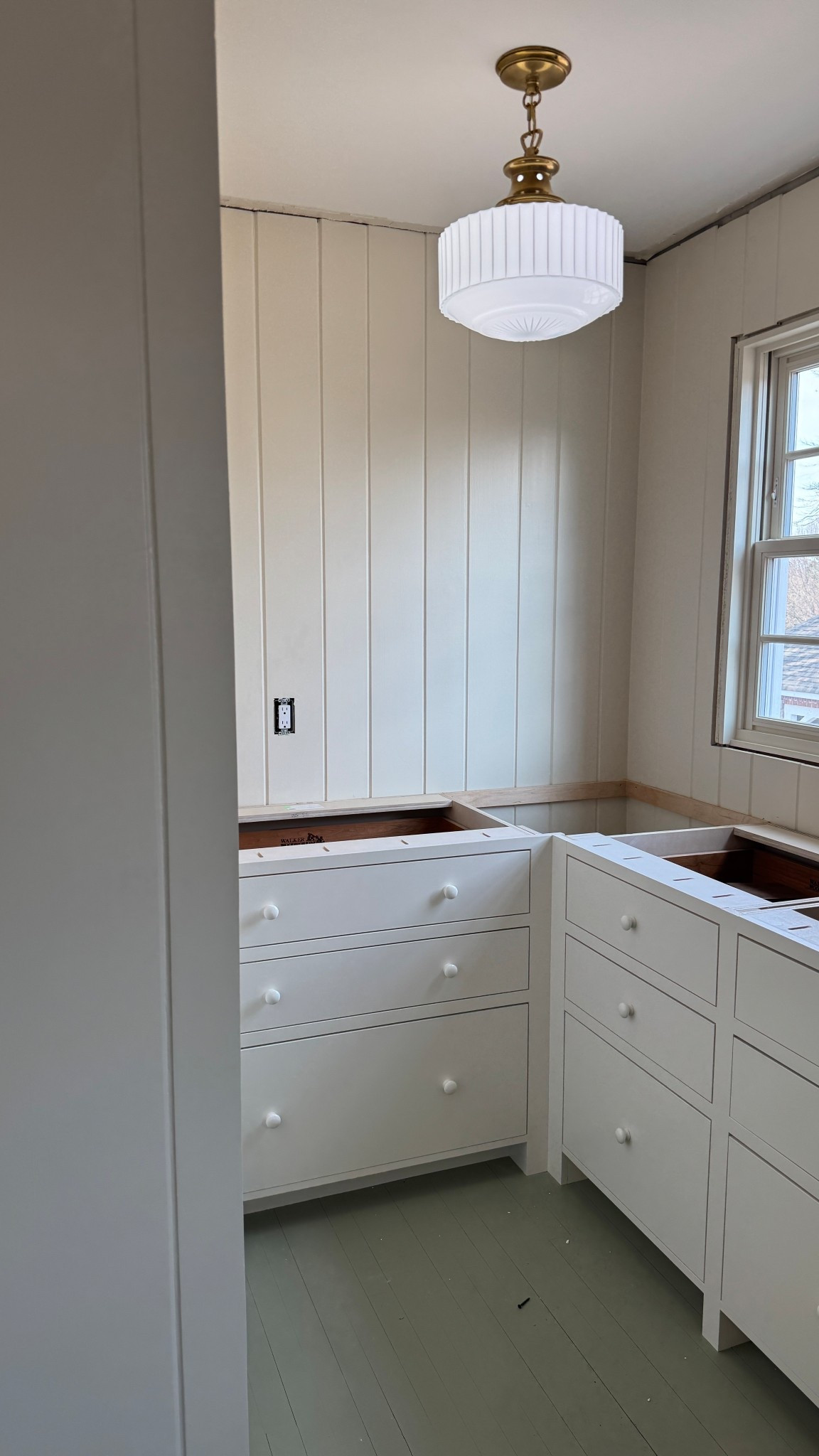 The prettiest historic looking pendants 

#LTKHome