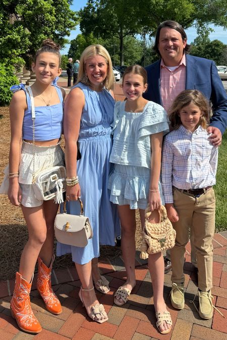 Happy Mother’s Day from my family to yours!

I’m in a med dress
K is in xxs top and xs bottom


#LTKfamily #LTKkids #LTKSeasonal