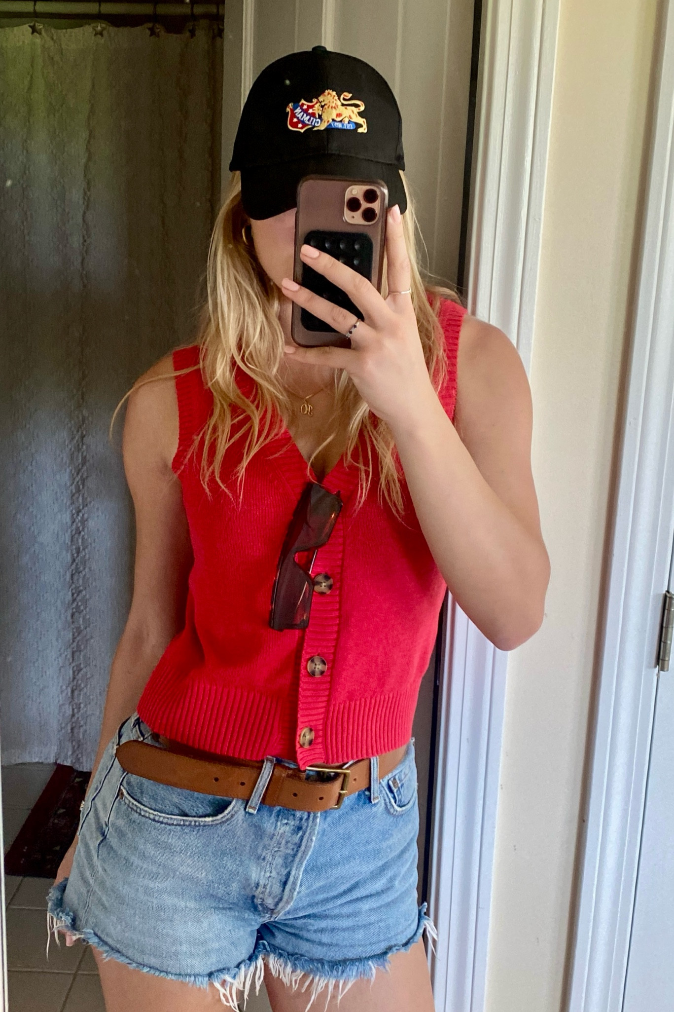 Easy summer outfit and the red adds the perfect pop of color 

#LTKFindsUnder50 #LTKU #LTKStyleTip