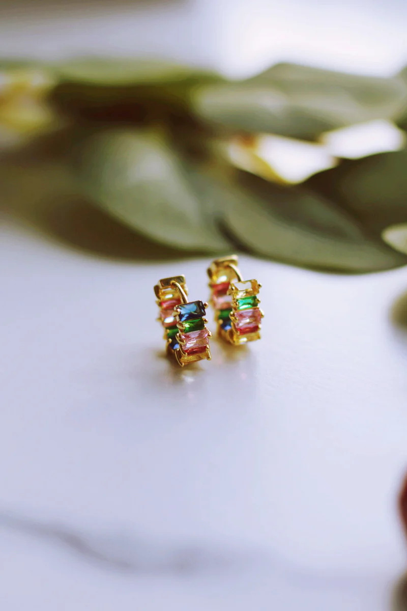 PIA PAVÉ RAINBOW HUGGIES IN GOLD (WATERPROOF & 18K GOLD PLATED) | raëliv