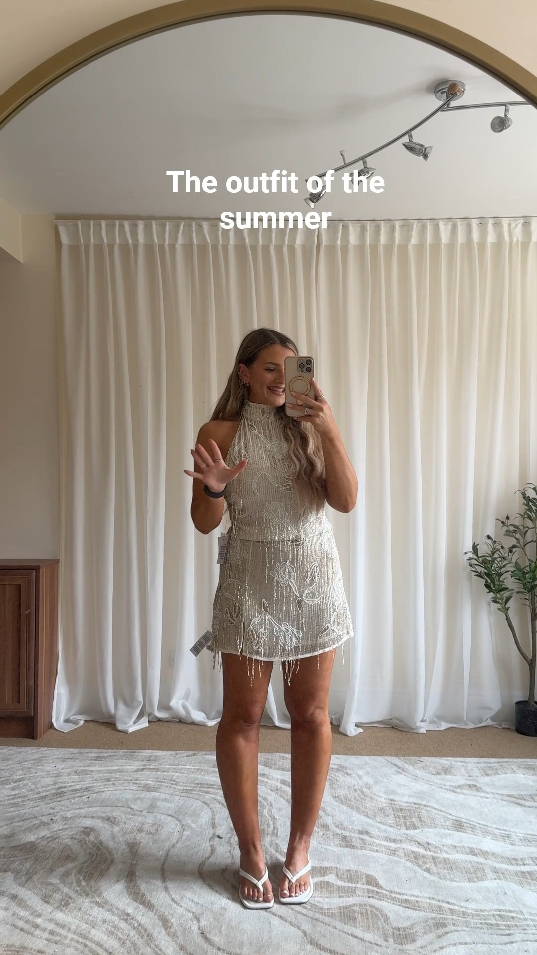 The beaded sequin outfit of the sunner 