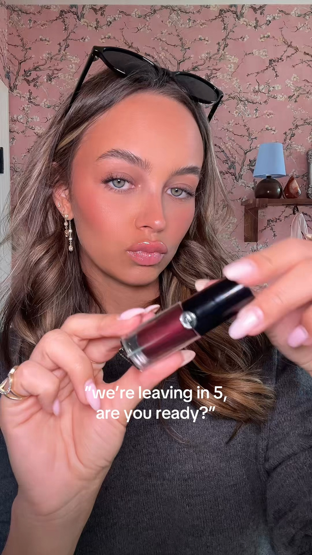 30 second burgundy Smokey eyeshadow!!! 

#LTKbeauty