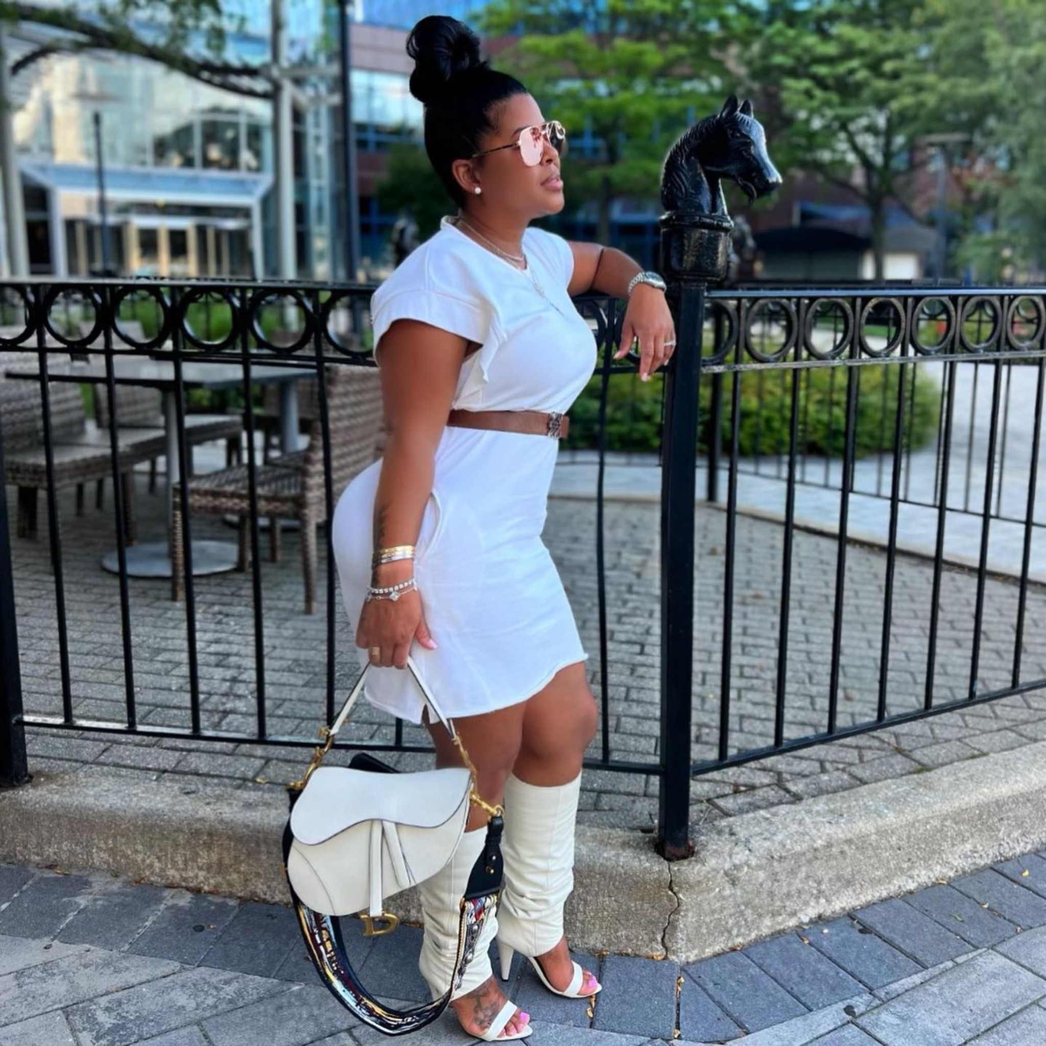 chrissy lampkin gold dress Chrissy lampkin hair
