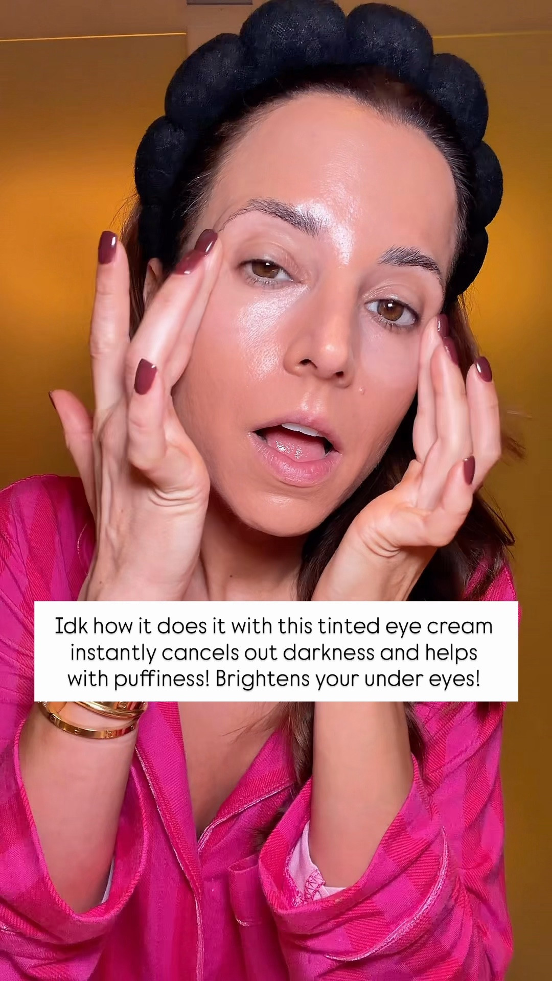 I love this tinted eye cream that instantly brightens your undereyes and cancels out darkness! Helps with puffiness and fine lines. This makes you look like you got 8 hours of sleep! Beauty must-haves. Beauty favorites. Mature-skin friendly.