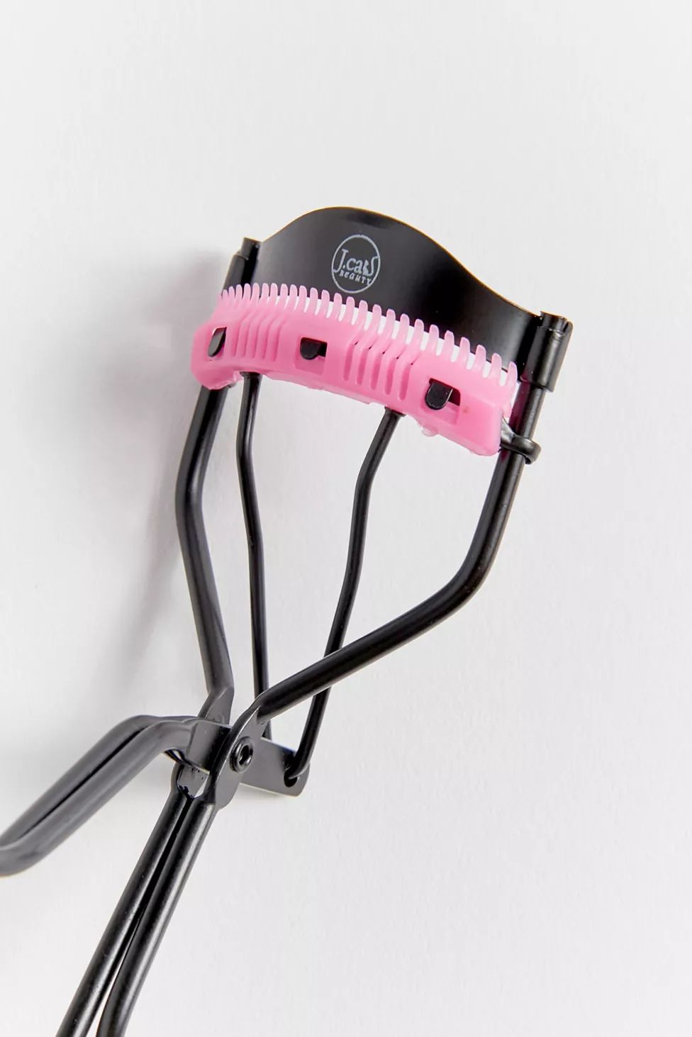 J.Cat Beauty Curl + Lift-Up Eyelash Comb Curler | Urban Outfitters (US and RoW)