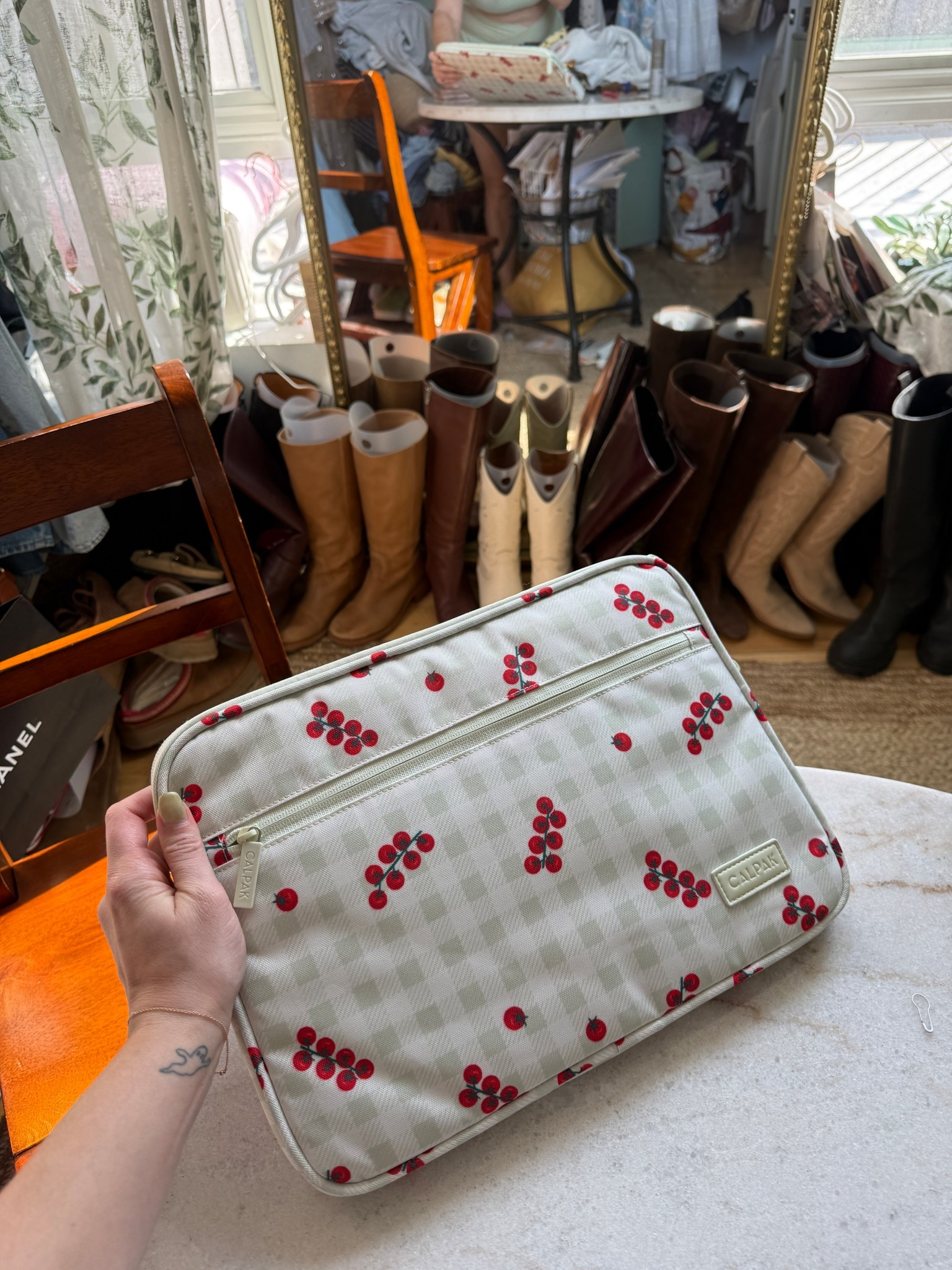 Calpak tomato gingham laptop case holes my 15in MacBook and I love all the pockets

#LTKdayinmylife #LTKBeauty #LTKTravel