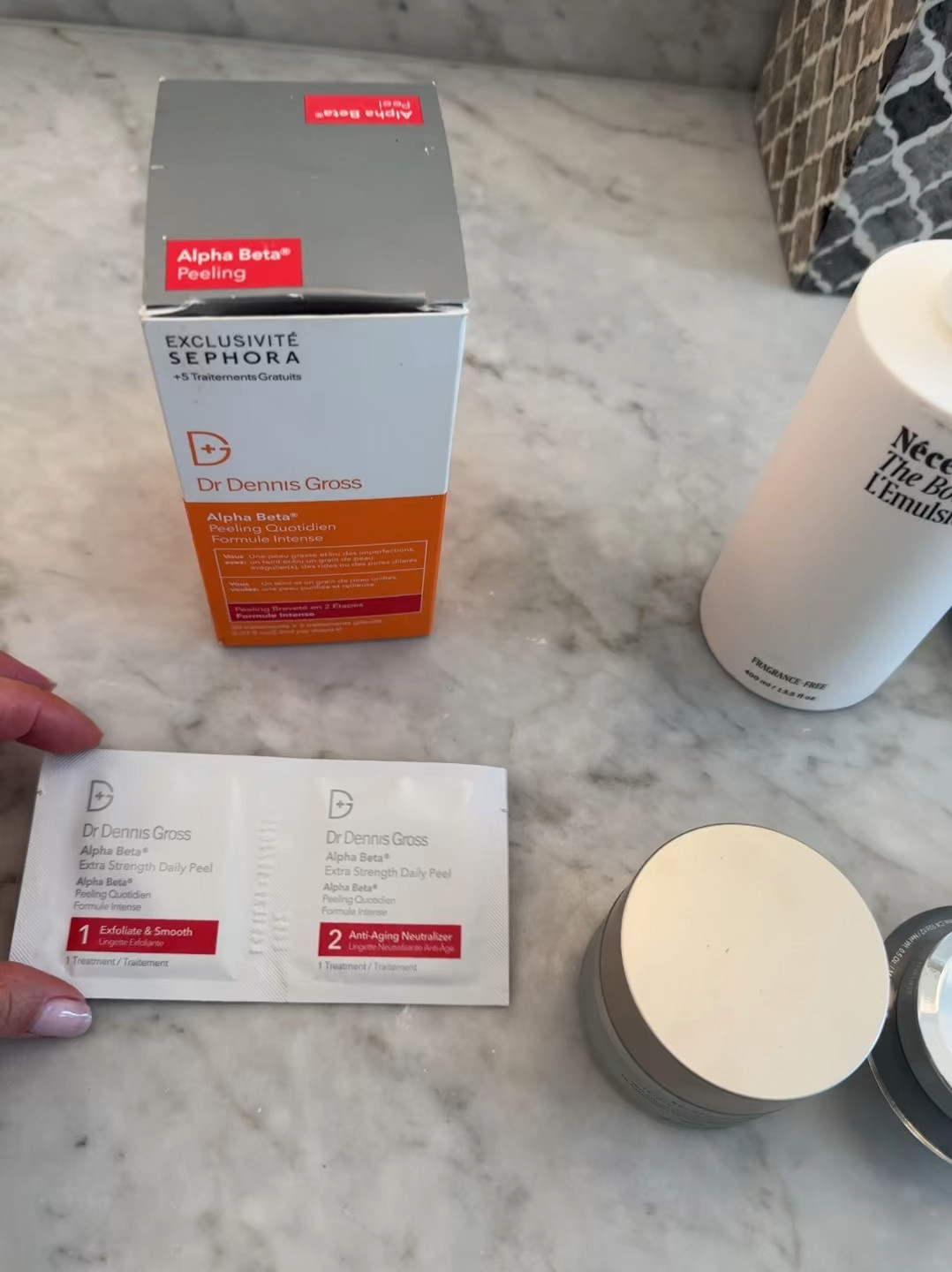 It’s Sunday Self care time! I do this regime every weekend to kickstart my week with glowing skin.  These @dennisgross pads are such a game changer. They really make you glow !! ✨✨✨

#LTKBeauty #LTKGiftGuide