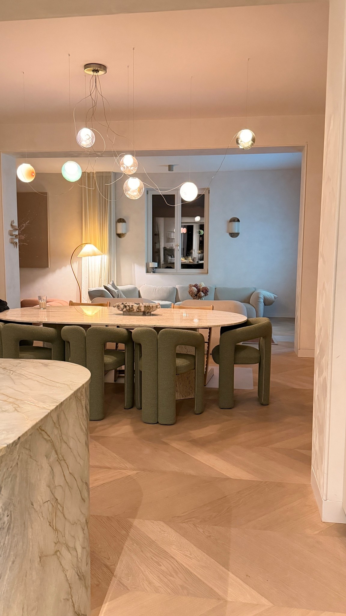 Home 🤍 Leuchten von Bocci, Sofa von Edra, Wandleuchten von Simone & Marcel 

#LTKhome