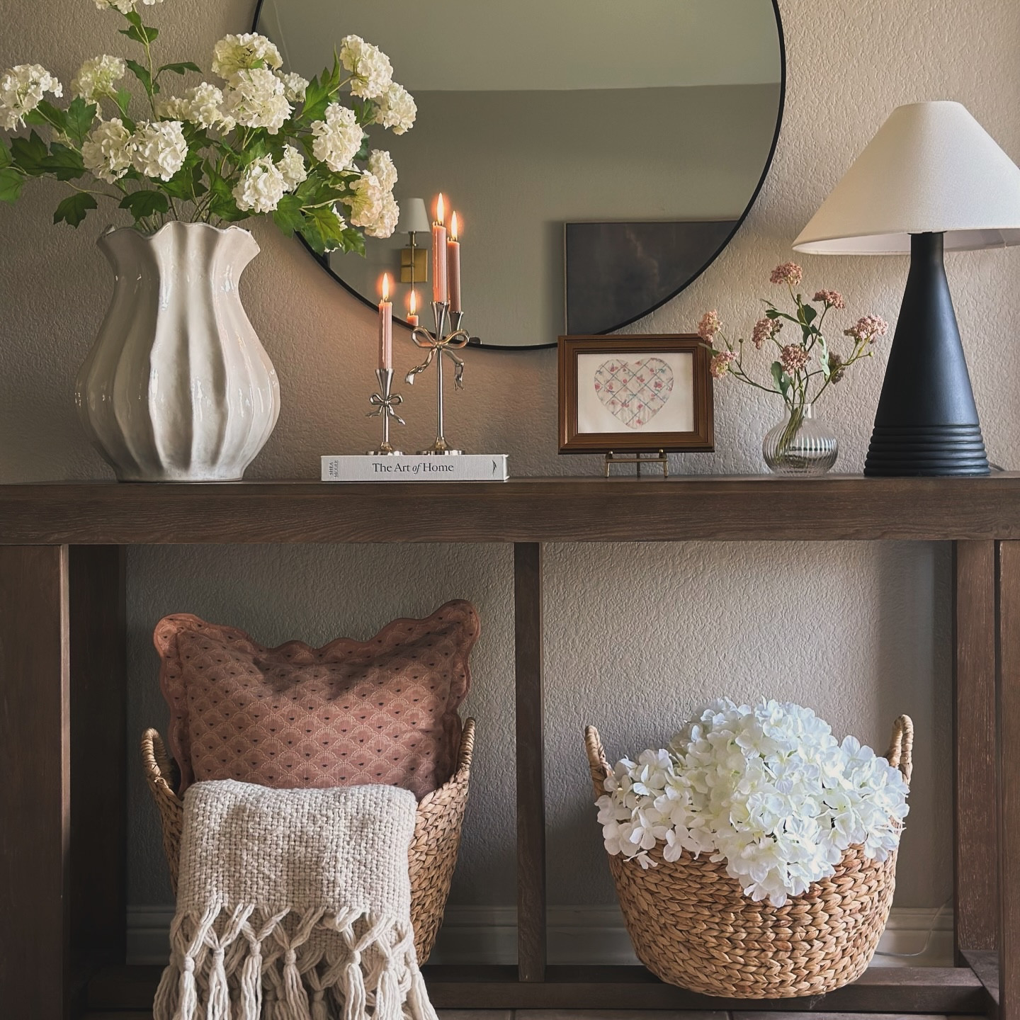 Romanticizing the entryway 🩷
LOVVEE is in air! 🩷😊 
From the moment you walk in our home, you can already feel the love💓! ☺️☺️ 

hope my entryway decor inspires you to give your space some love, especially with Valentine’s Day around the corner! ♥️🩷♥️🩷


#entryway #entrywaydecor #romanticizinglife #entrywayinspo #valentinesday

#LTKHome #LTKSeasonal #LTKValentine