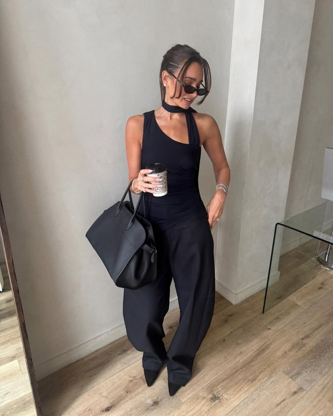 Chic all black look for fall 🖤

#LTKSeasonal #LTKStyleTip