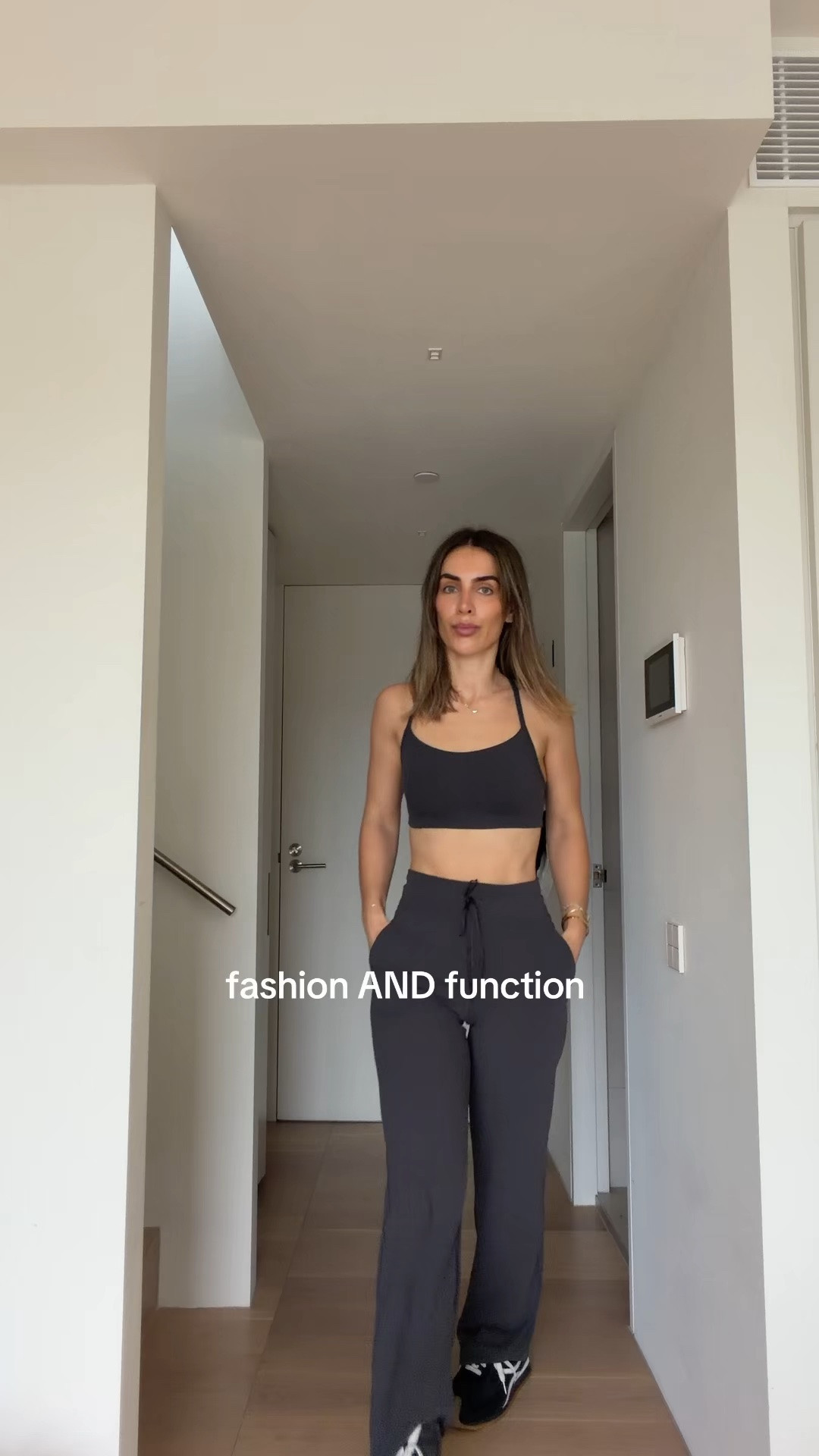 Wearing size small in all!

#LTKaustralia #LTKwinter #LTKfitness