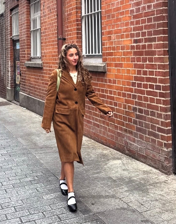 Loving my new brown suede jacket for fall 🍂🍂🍂 I found it at Zara!
Also add a sparkly brooch for some fun to the lapel. 


#LTKTravel #LTKSeasonal #LTKStyleTip