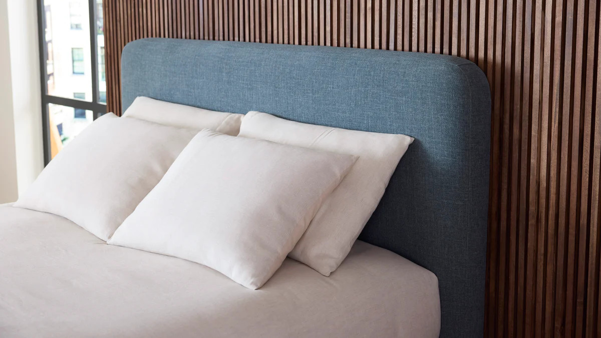 Eva Platform Bed | Benchmade Modern