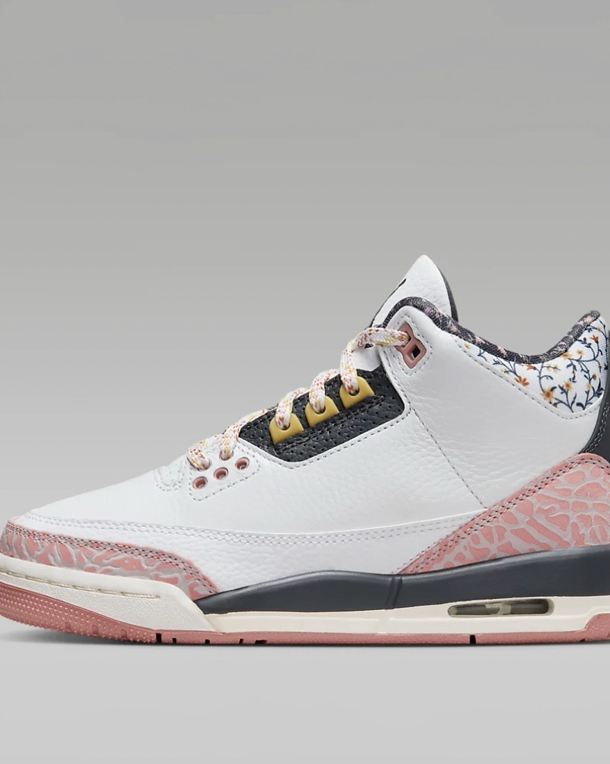 Bold colors and classic details give the AJ3 a fun, throwback look. It's modeled after Mike's game shoe from the '80s, so you'll be walking in the footsteps of a legend.

You know you want them and they are 10% off right now. 

#LTKsalealert #LTKstyletip