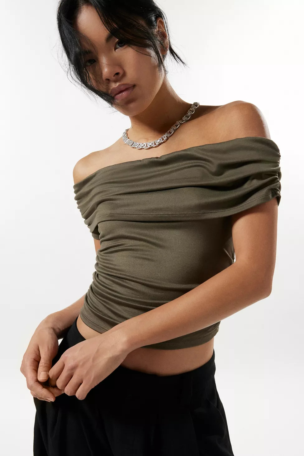 Silence + Noise Payne Off-The-Shoulder Top | Urban Outfitters (US and RoW)