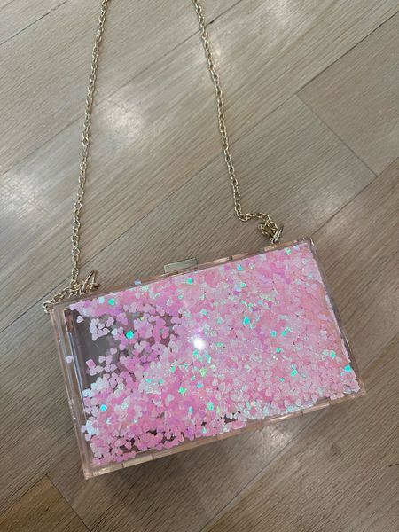 Clear glitter purse for concerts 

#LTKitbag #LTKunder50 #LTKstyletip