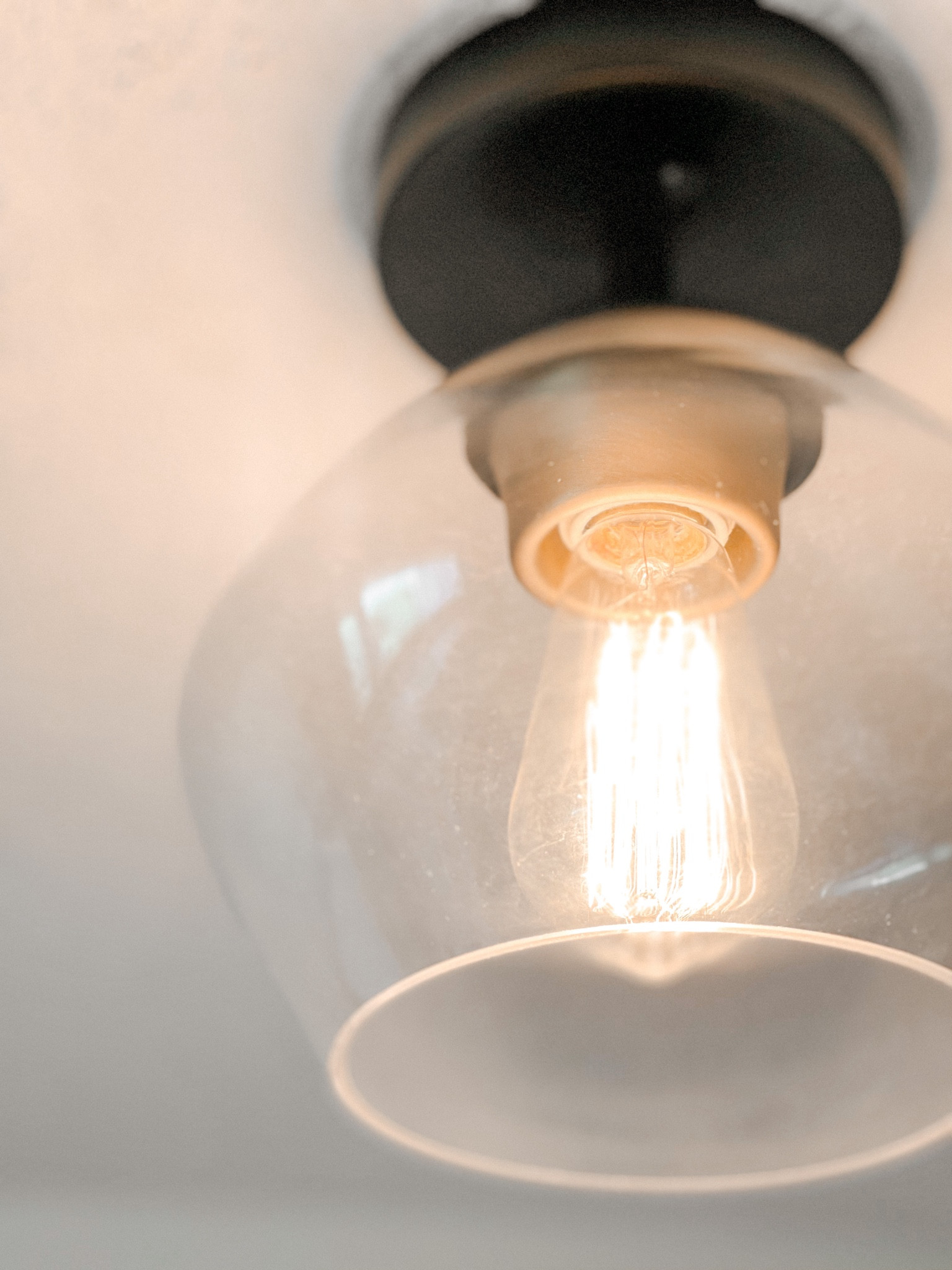 Minimal ceiling light fixture 

Matte Black, Brass light fixtures, farmhouse light fixture, affordable home decor 

#LTKhome #LTKfindsunder50