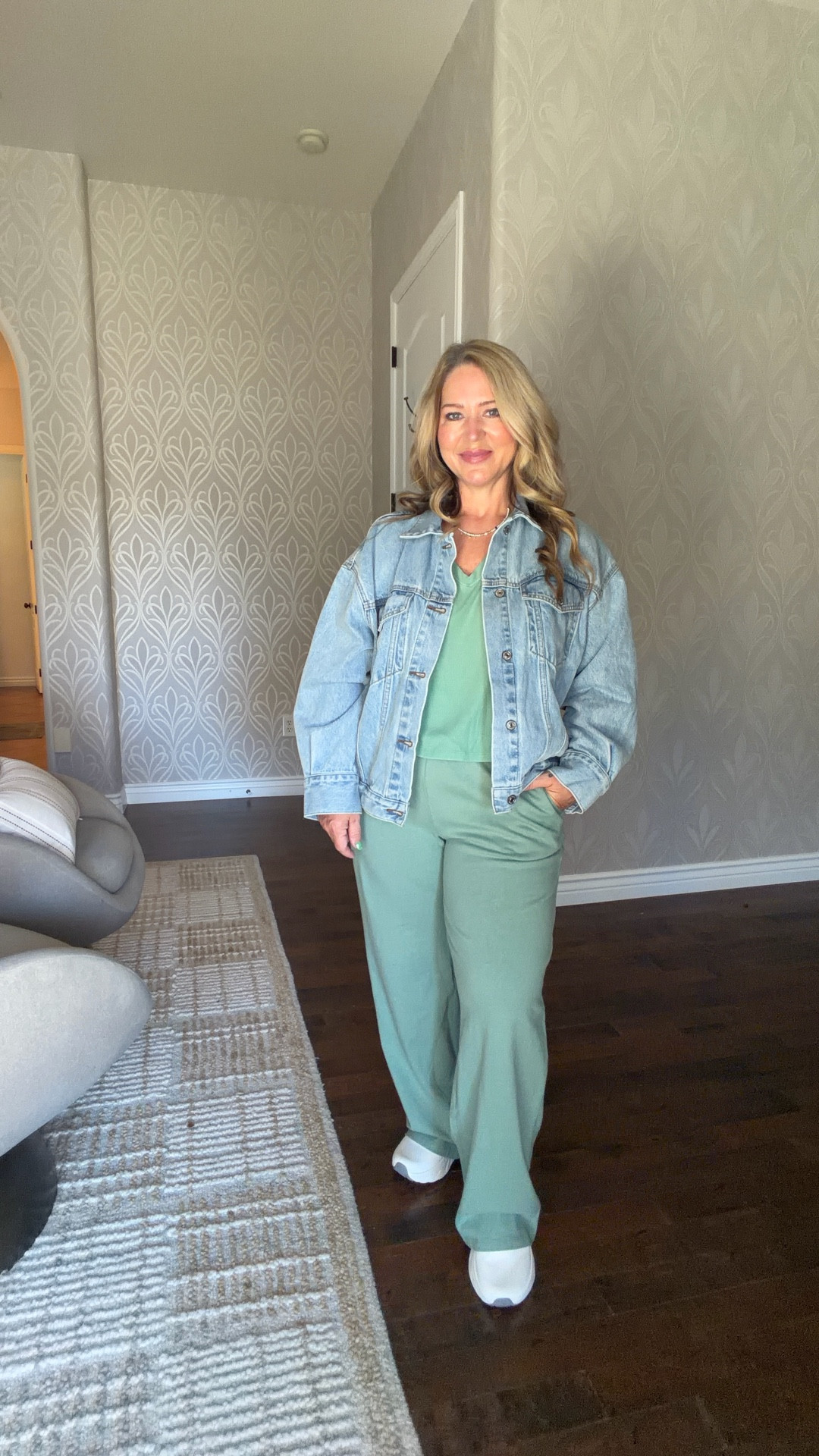 Jacket size large 
Top and pants size medium 

#LTKMidsize #LTKOver40 #LTKPetite