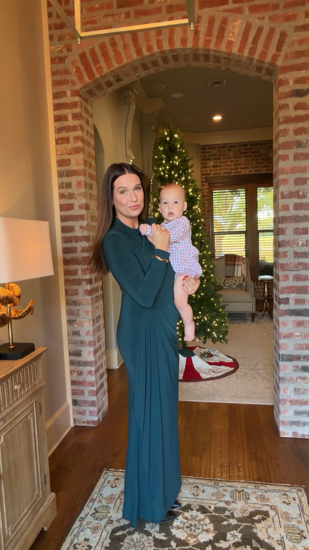 Family Christmas, Christmas picture, family matching outfits, kids Christmas outfits, baby Christmas outfits, mommy and me matching 

#LTKSeasonal #LTKHoliday #LTKFamily