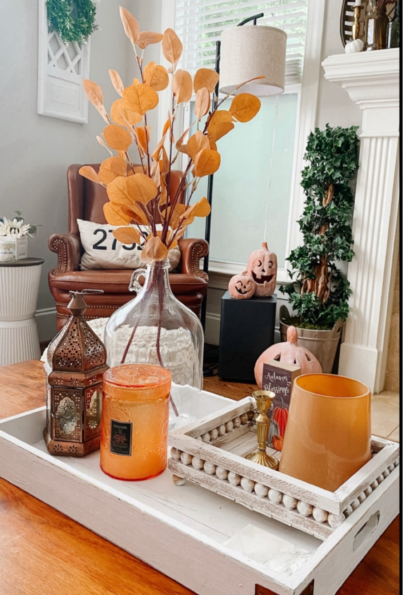 Fall coffee table styling ideas without breaking the bank. Think fall candles and florals with pops of autumn colors.

#LTKSaleAlert #LTKHome #LTKSeasonal
