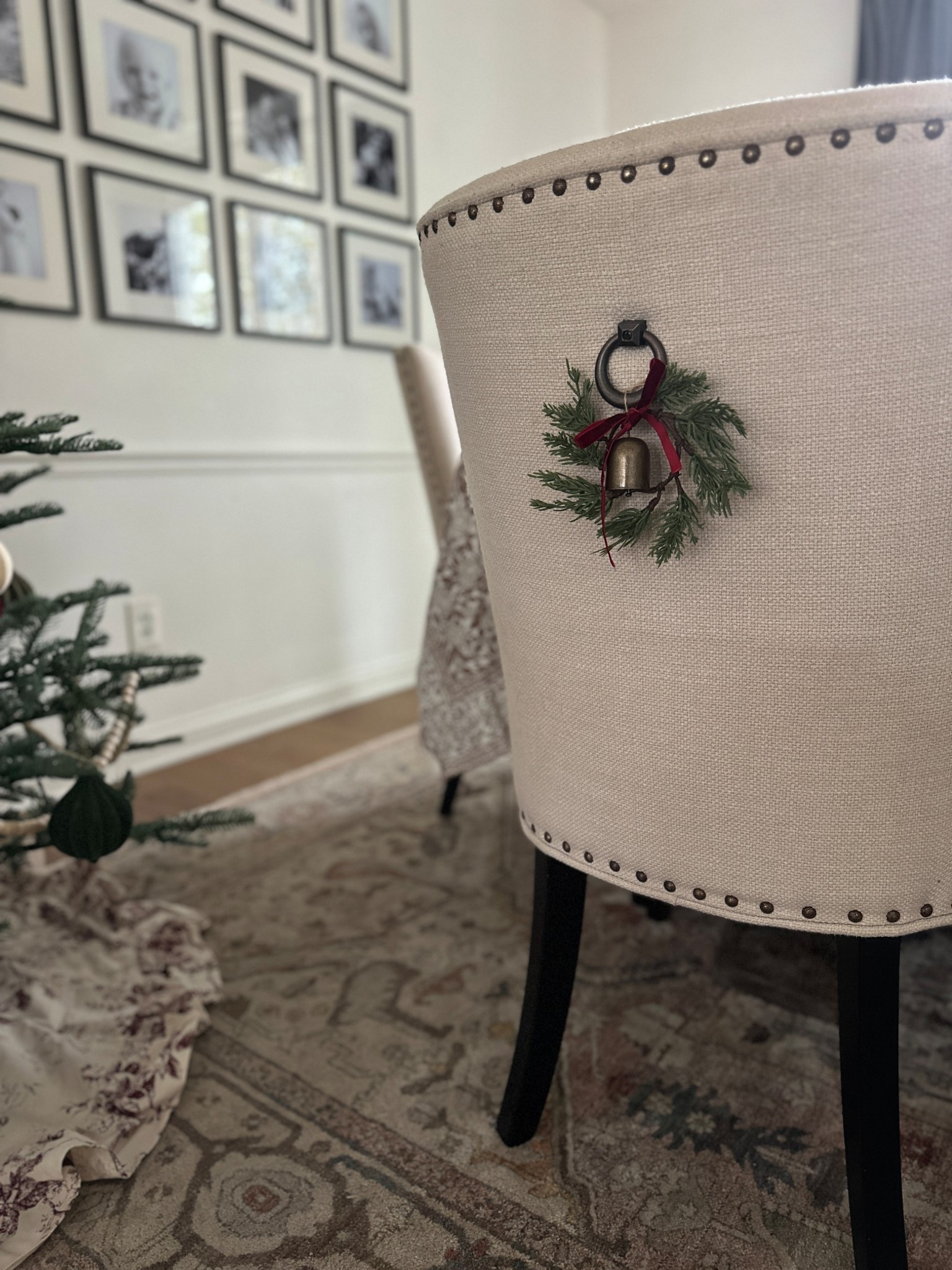 The cutest mini wreaths!

Christmas dining, holiday dining, mini wreaths, Amazon finds, 

#LTKHoliday #LTKSeasonal #LTKHome