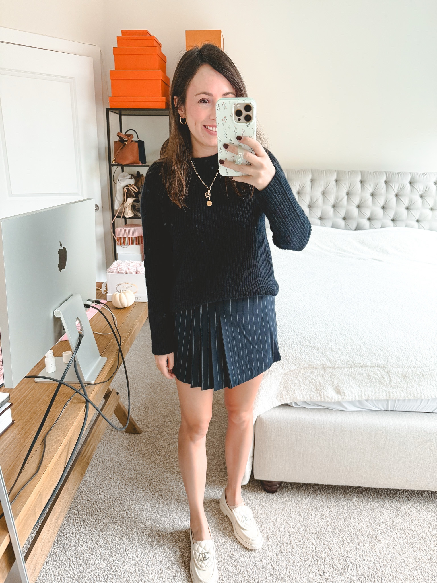 Pinstripe navy skort (4) with navy cashmere sweater (xs)



#LTKFindsUnder100 #LTKStyleTip #LTKSeasonal