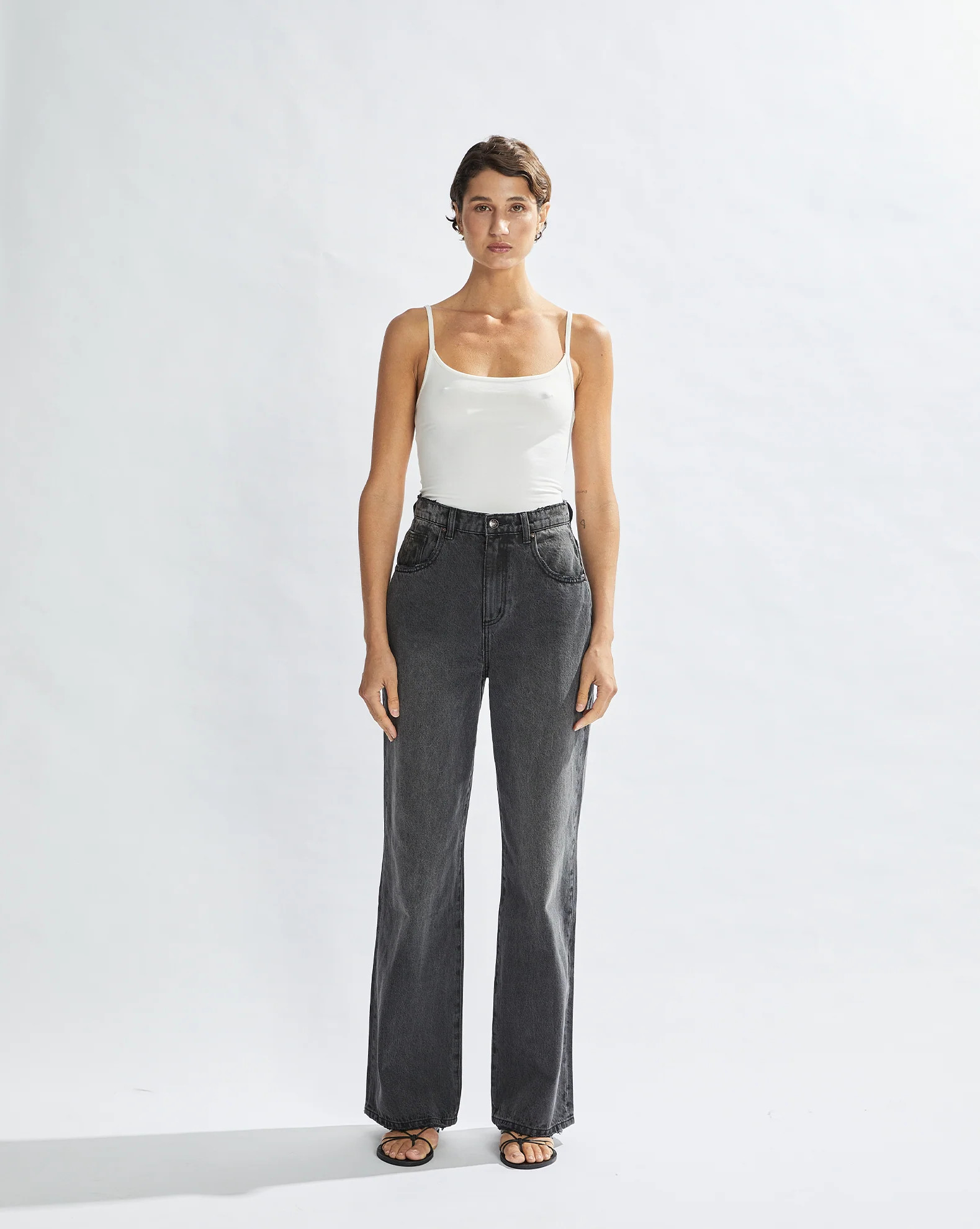 Harley High Rise Jeans Black Cropped | One Mile