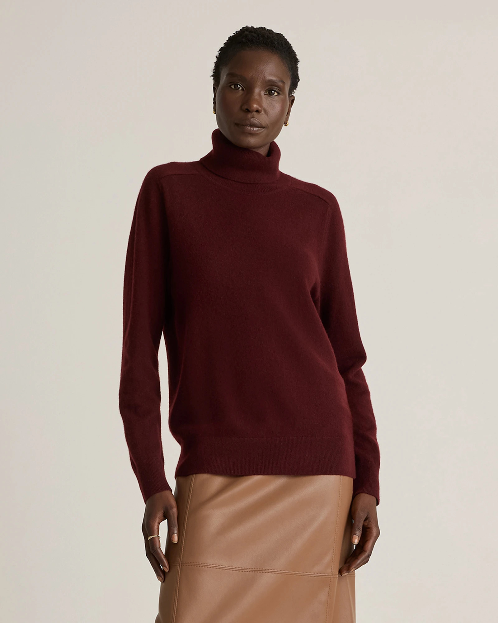 Cashmere Turtleneck Sweater | Quince in Rich Burgundy | Quince