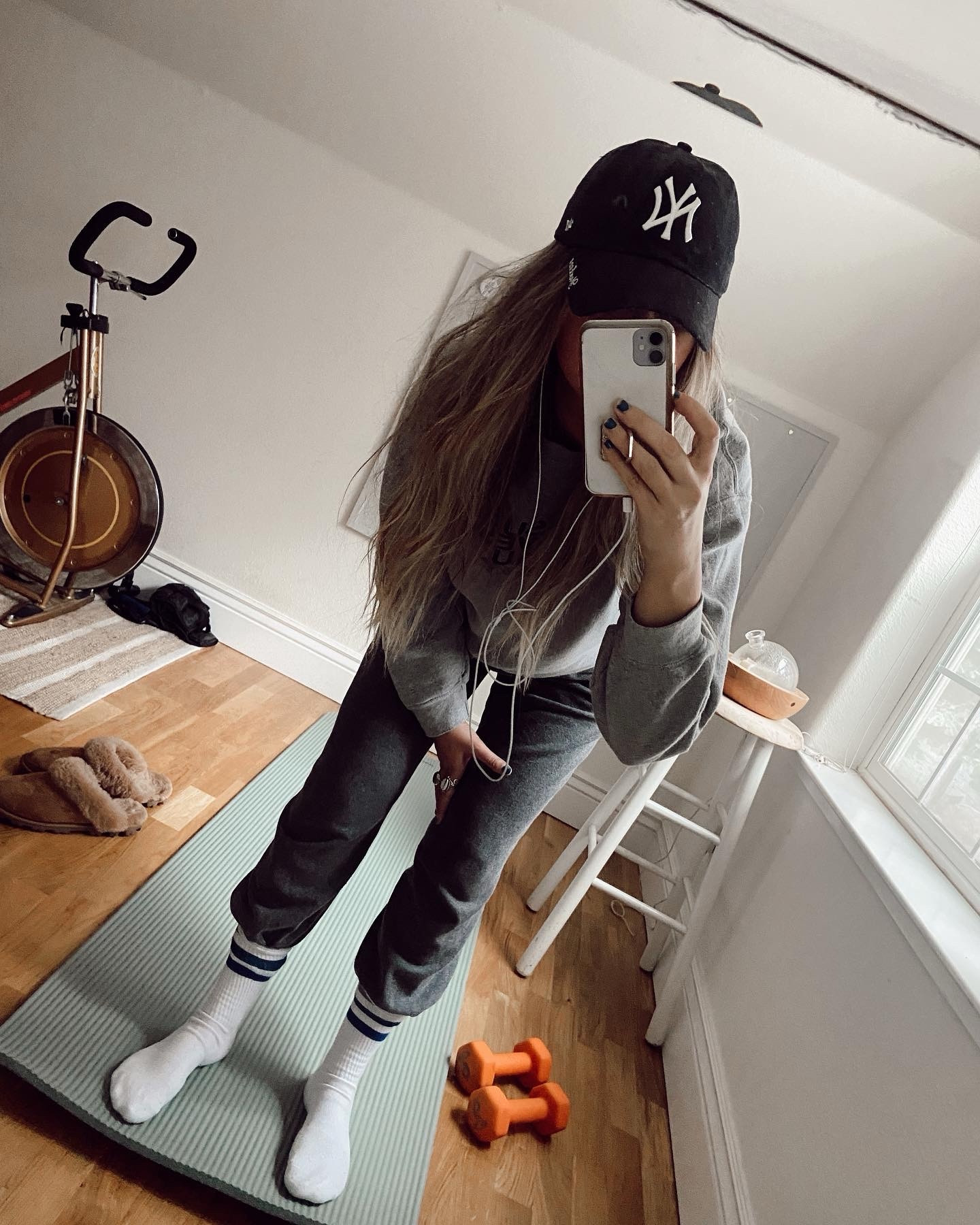 Let’s call this cozy fitness! And the link to my famous pickle jar mug. Toss the pickles + save the jar! 🫙😂 

#LTKMostLoved #LTKfitness #LTKstyletip